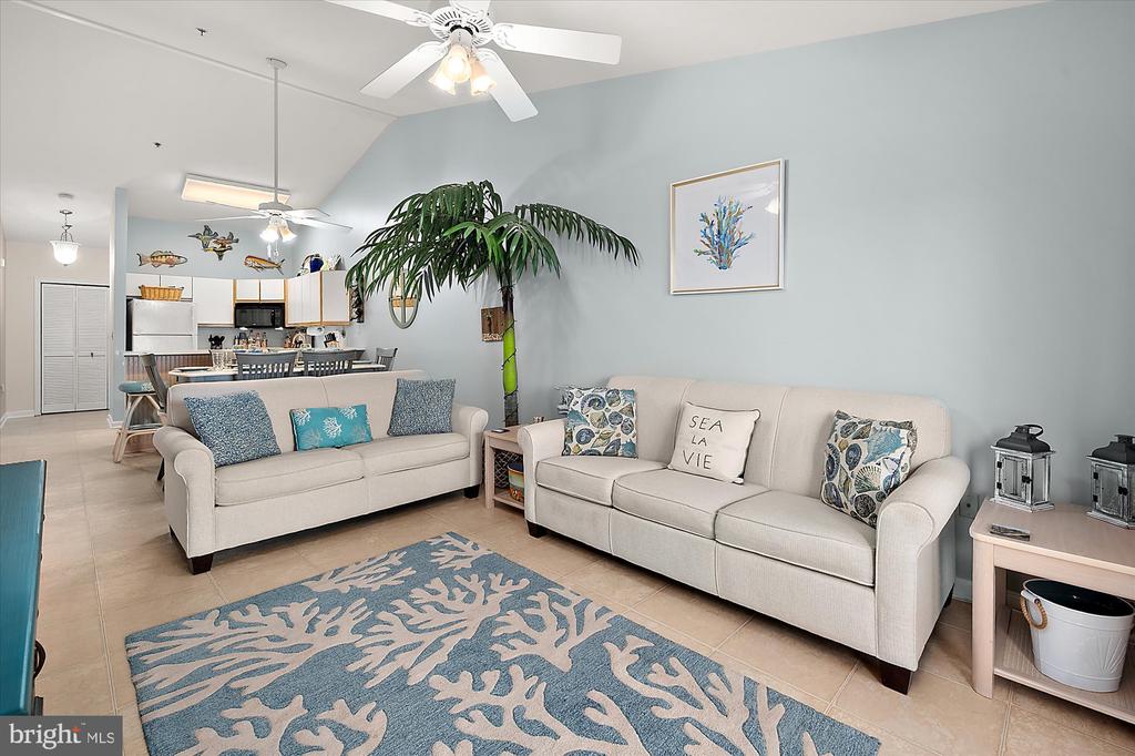 201 S HERON DRIVE Unit: C-12