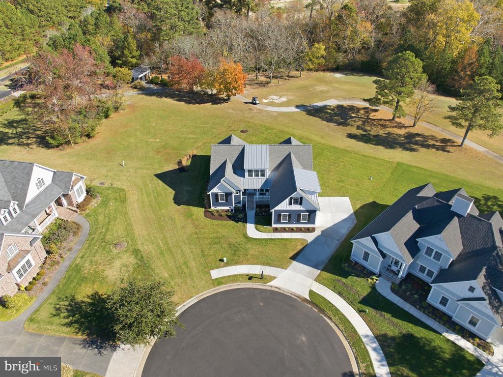 4 MARTZ COURT