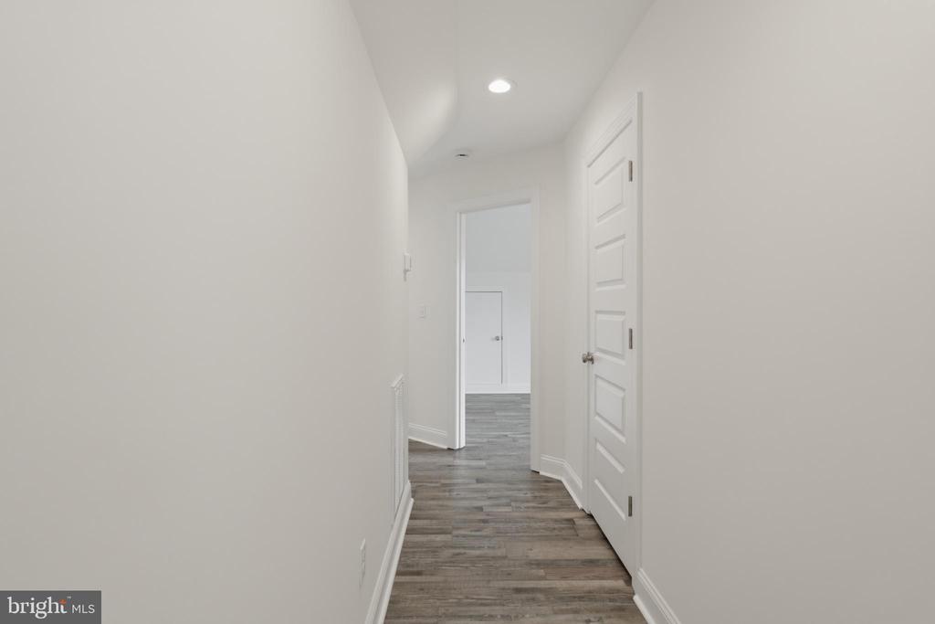 4 MARTZ COURT