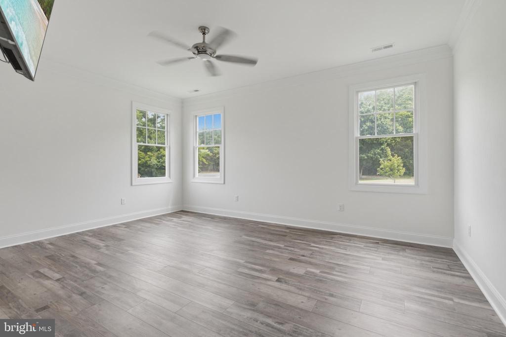 4 MARTZ COURT