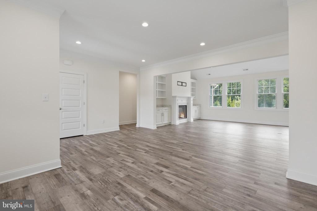 4 MARTZ COURT