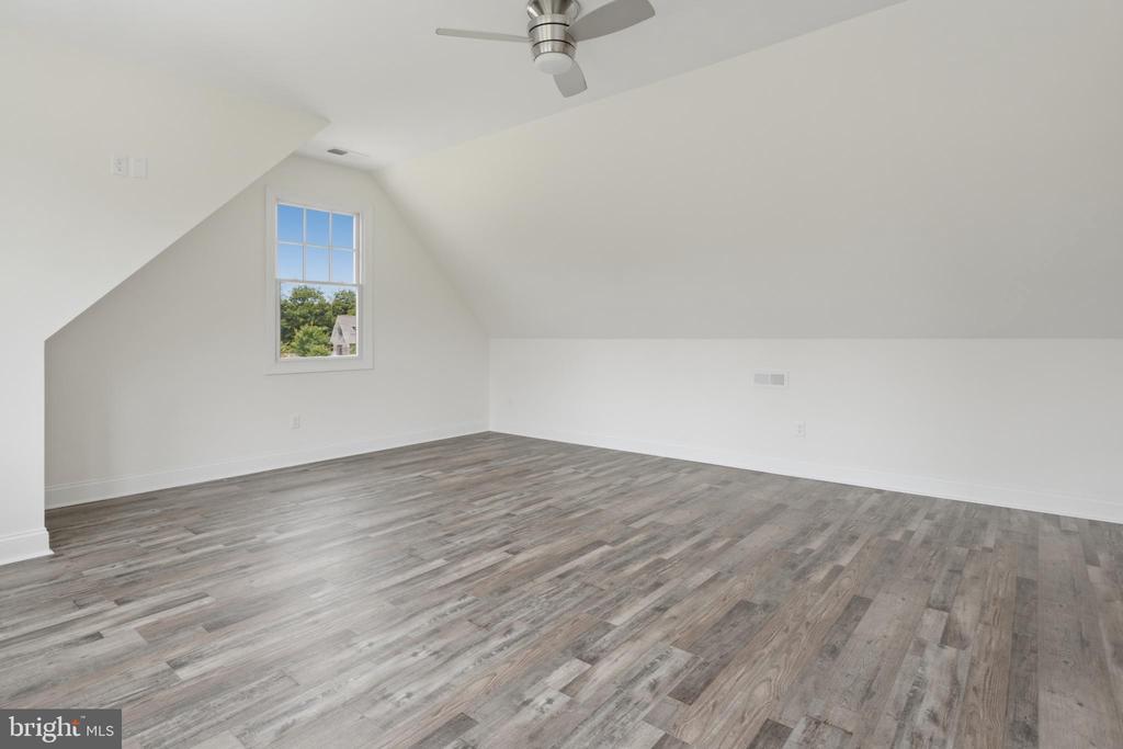 4 MARTZ COURT
