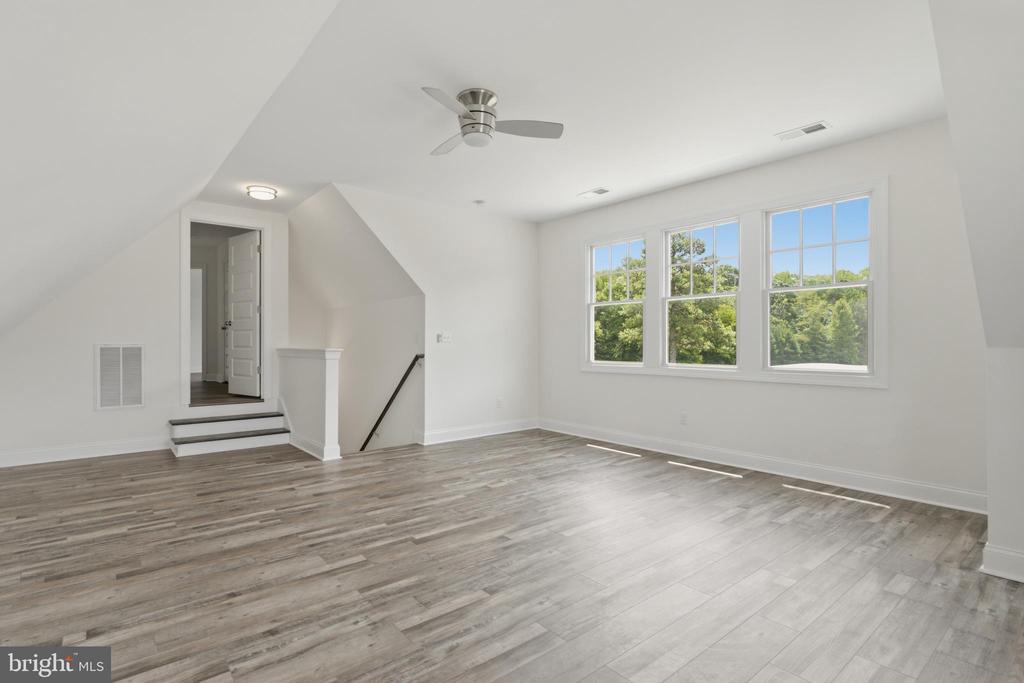 4 MARTZ COURT