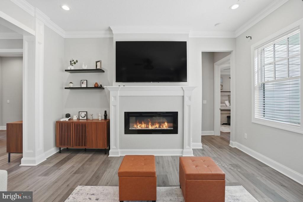 8 SEAY COURT