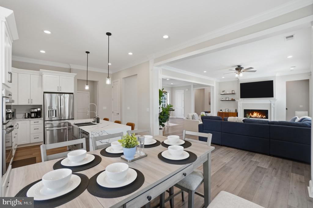 8 SEAY COURT