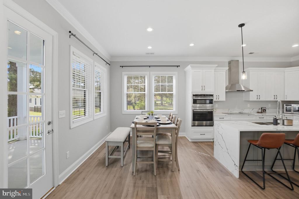8 SEAY COURT