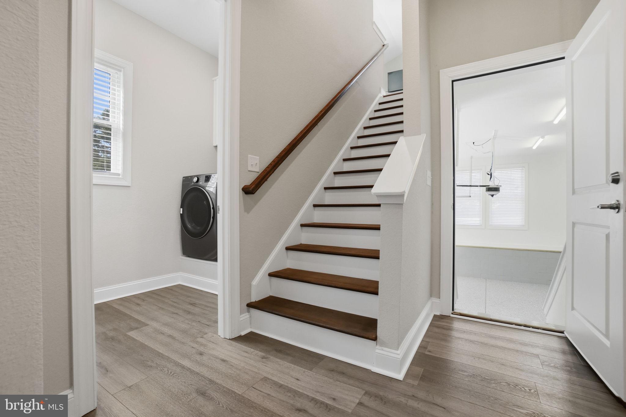 8 SEAY COURT