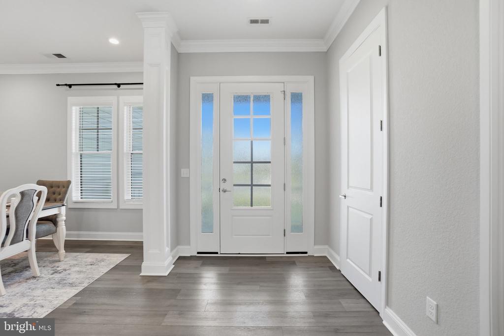 8 SEAY COURT