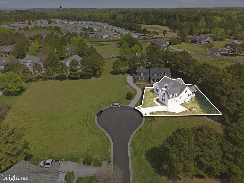 8 SEAY COURT
