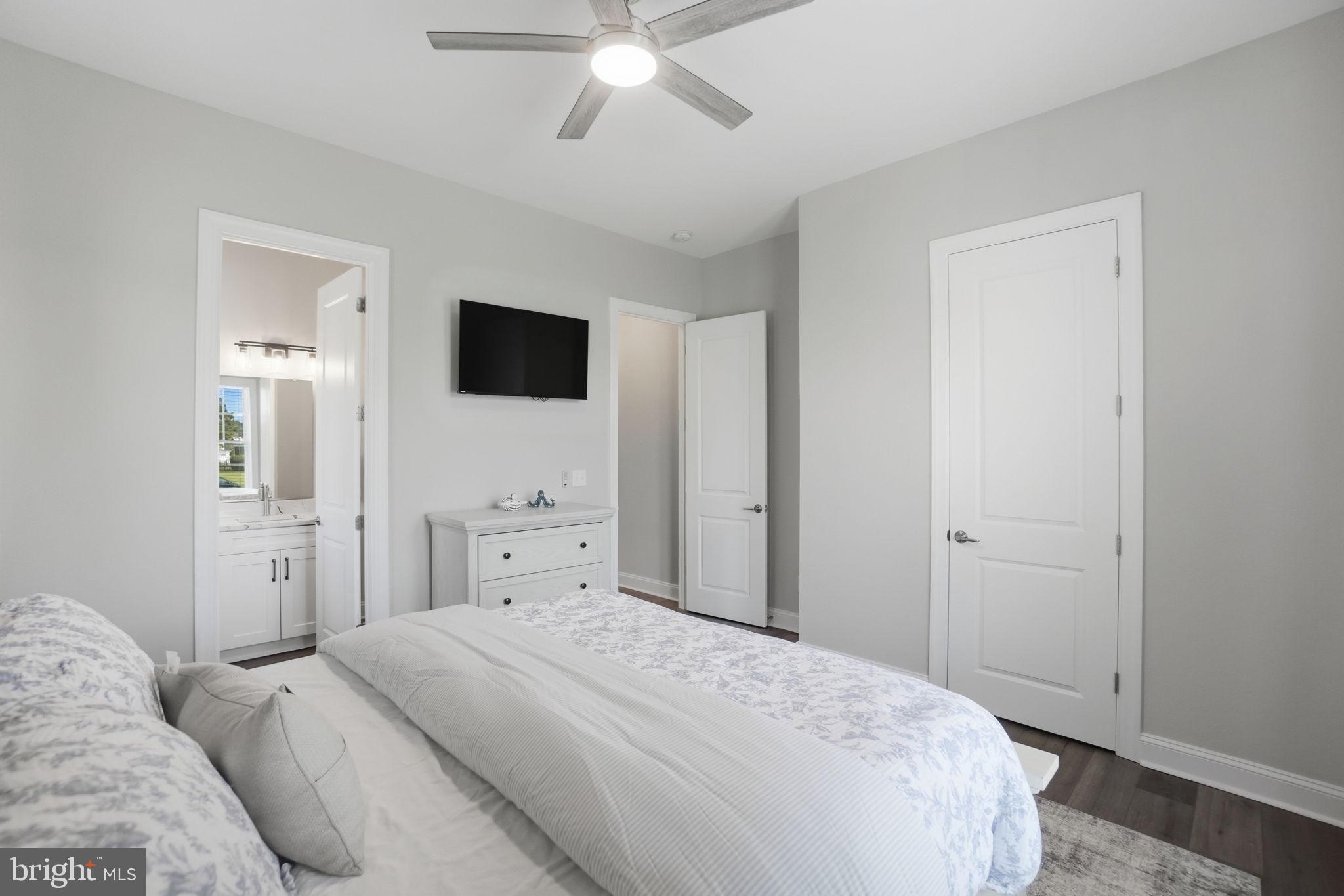 8 SEAY COURT