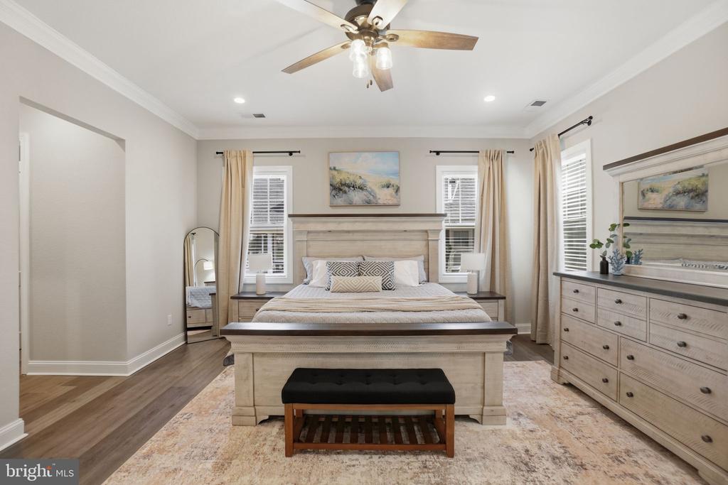 8 SEAY COURT