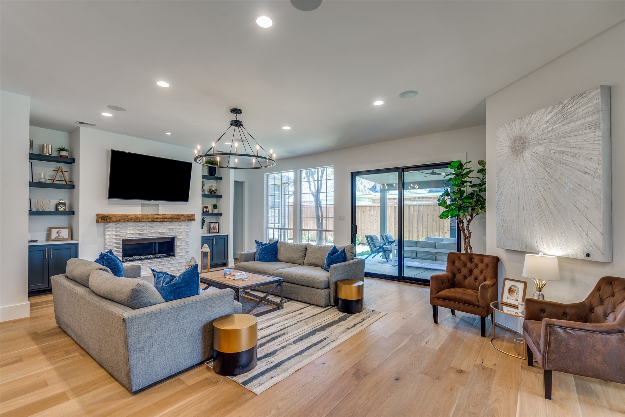 5019 Hudson Drive
