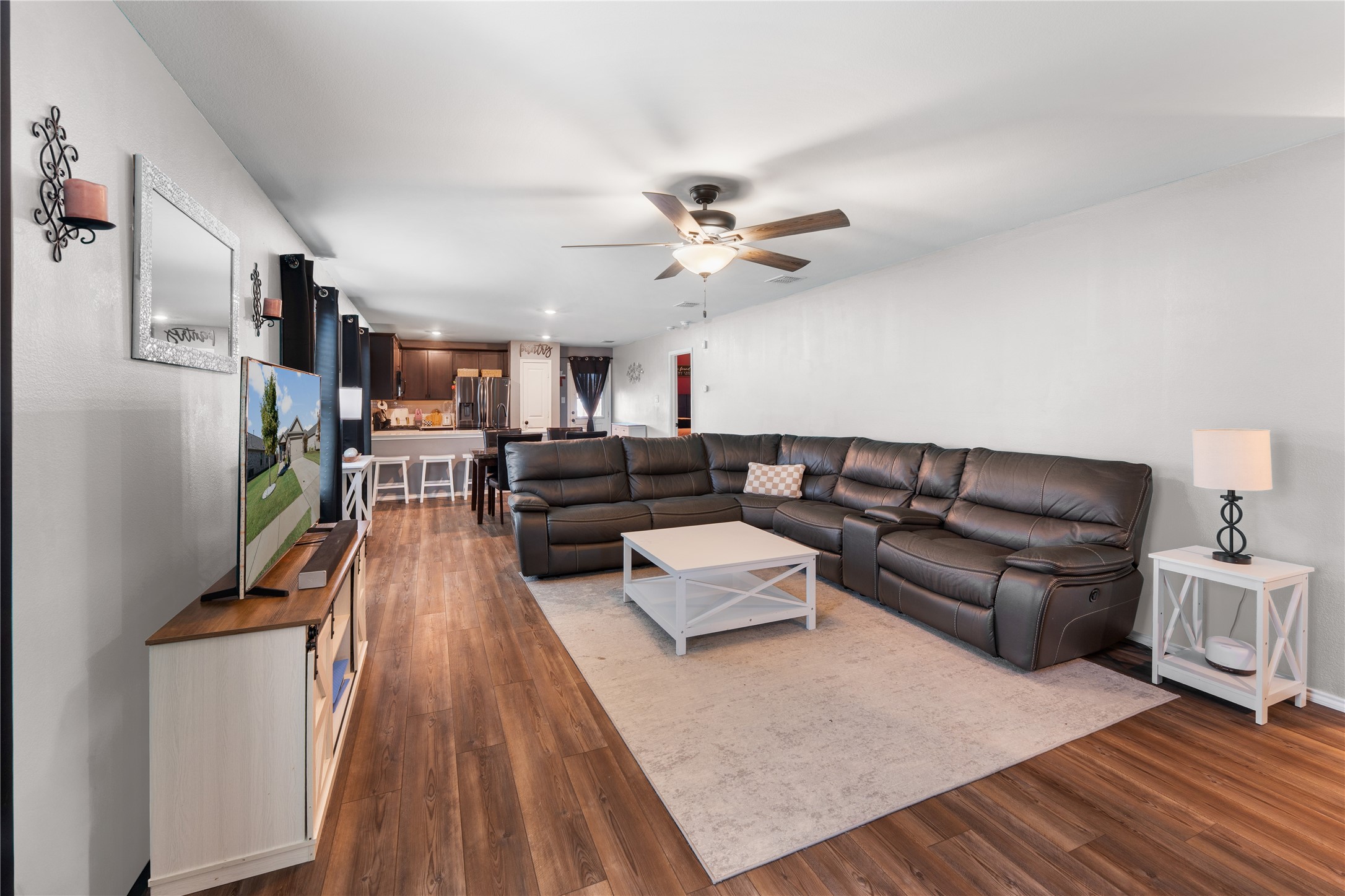 2213 Nightgrove Circle