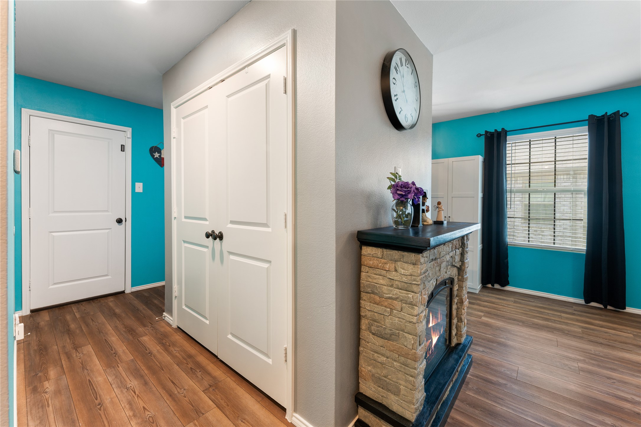 2213 Nightgrove Circle