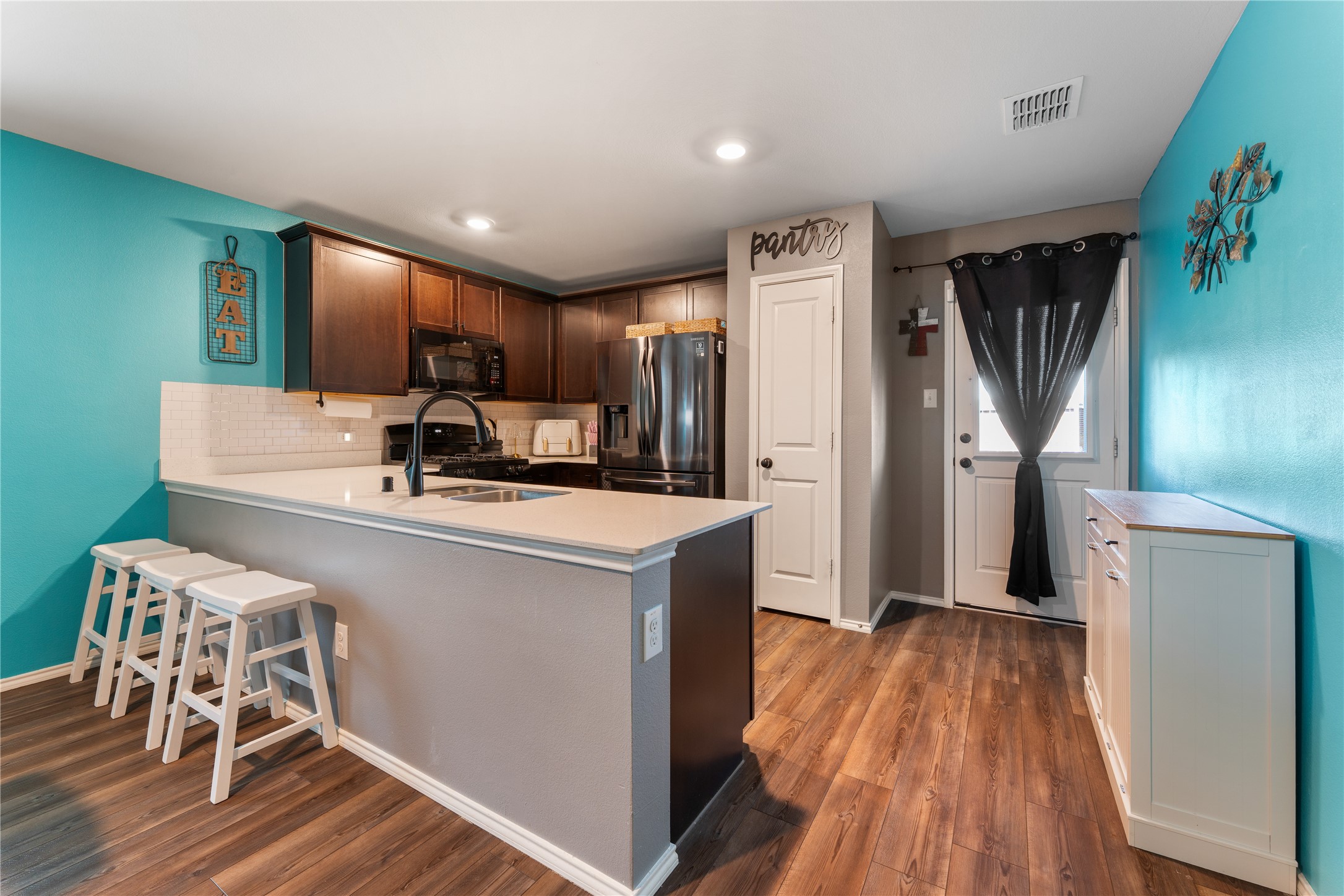 2213 Nightgrove Circle