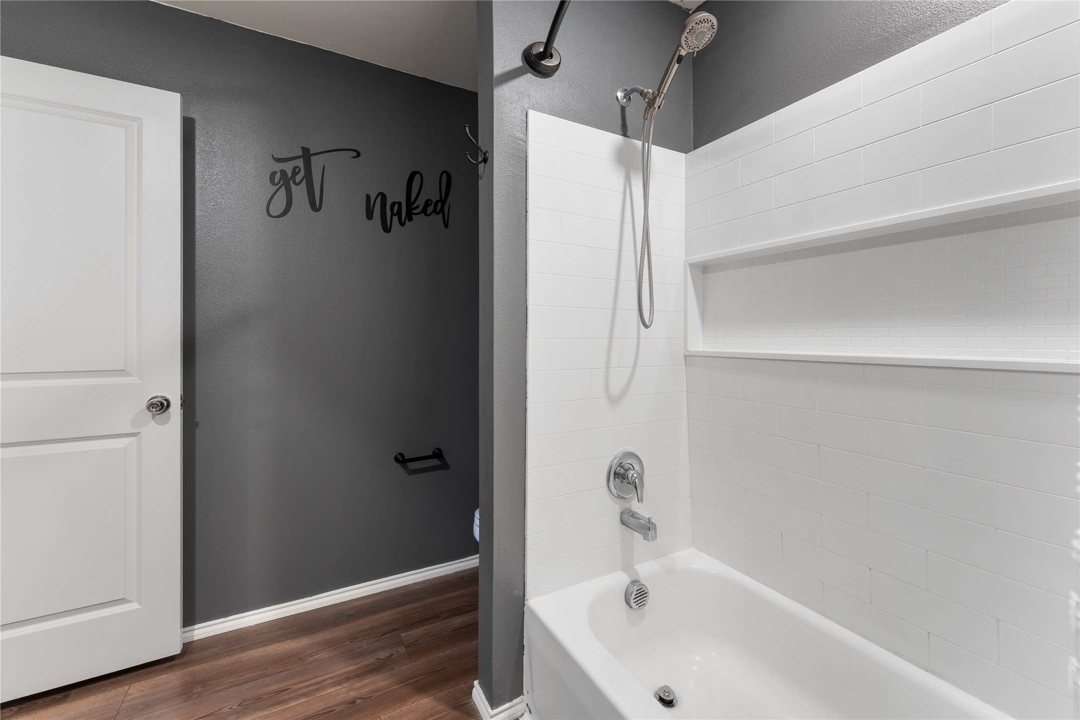 2213 Nightgrove Circle