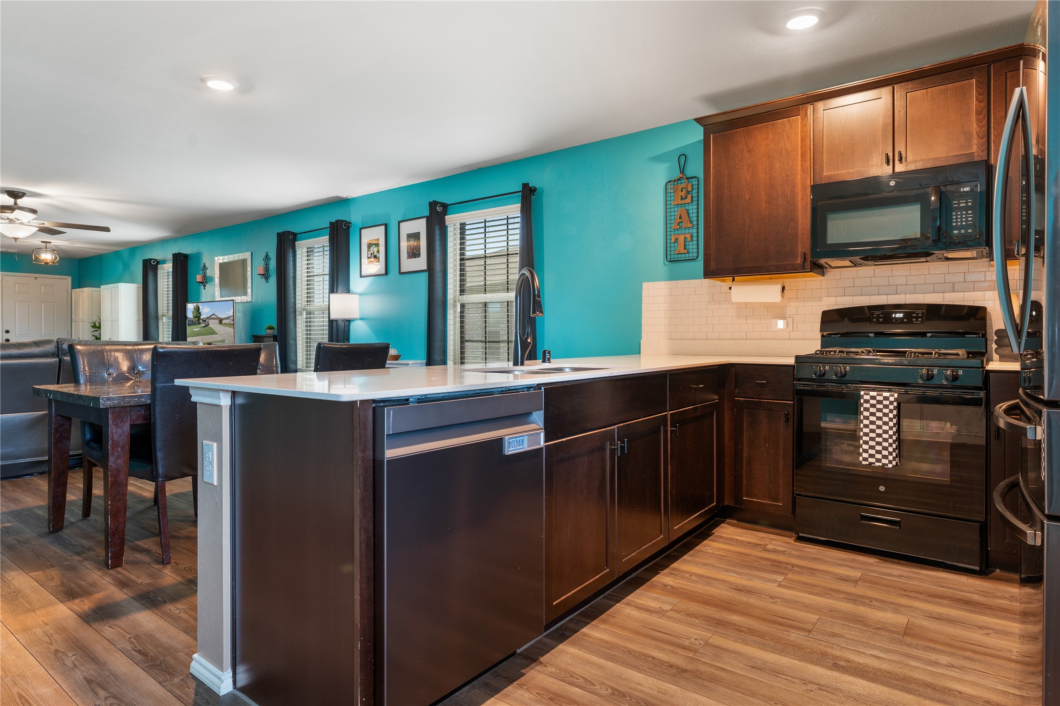 2213 Nightgrove Circle