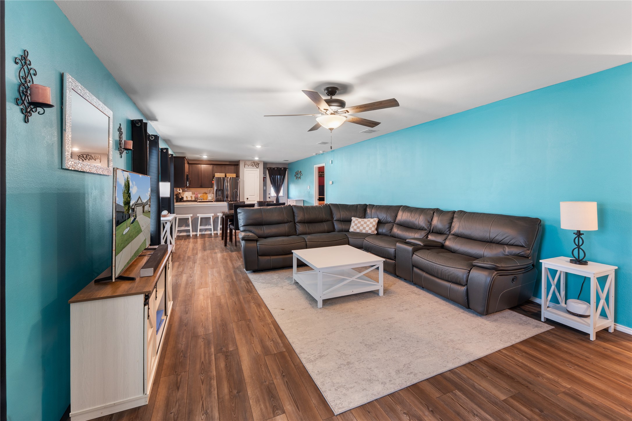 2213 Nightgrove Circle