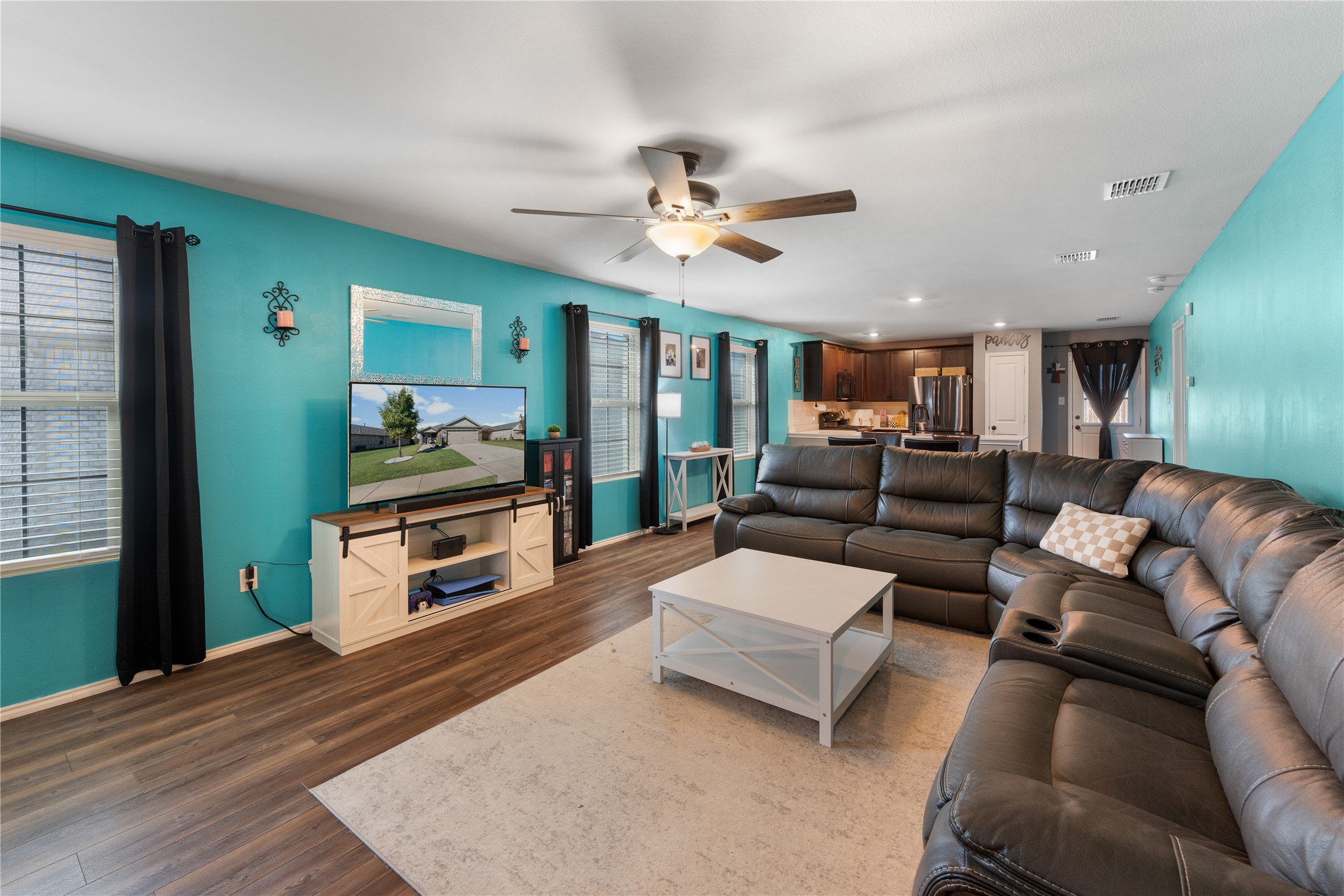 2213 Nightgrove Circle