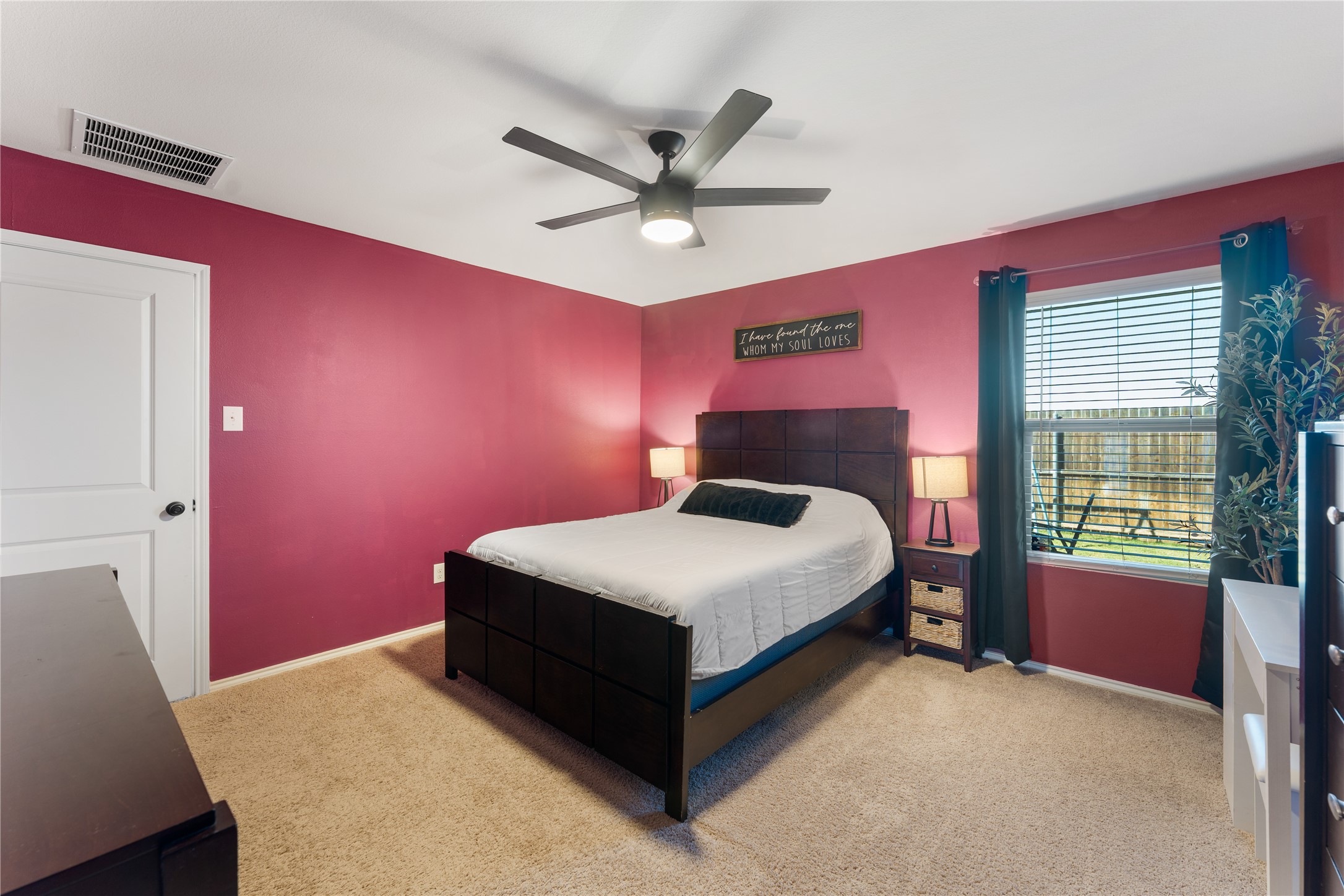 2213 Nightgrove Circle