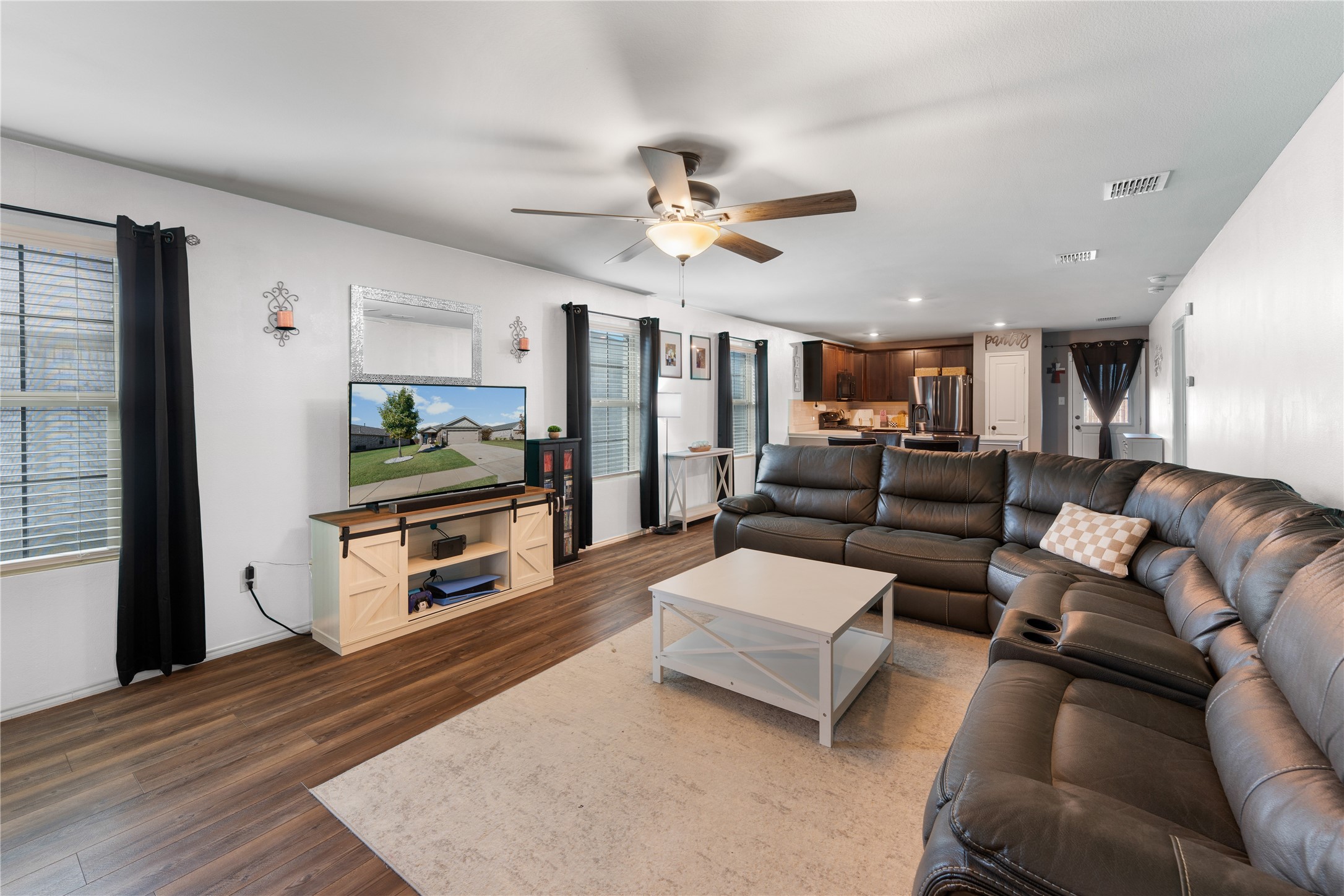 2213 Nightgrove Circle