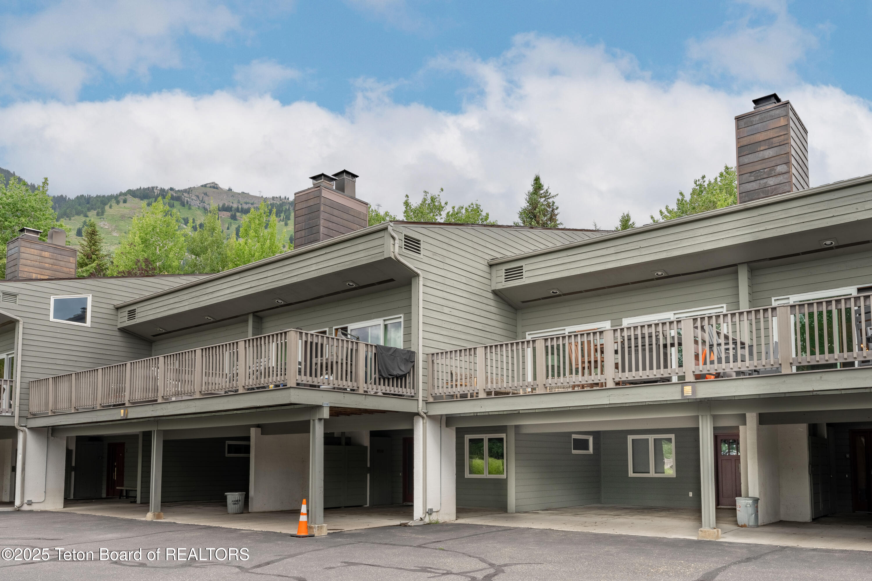 3720 W MICHAEL Drive 5-1