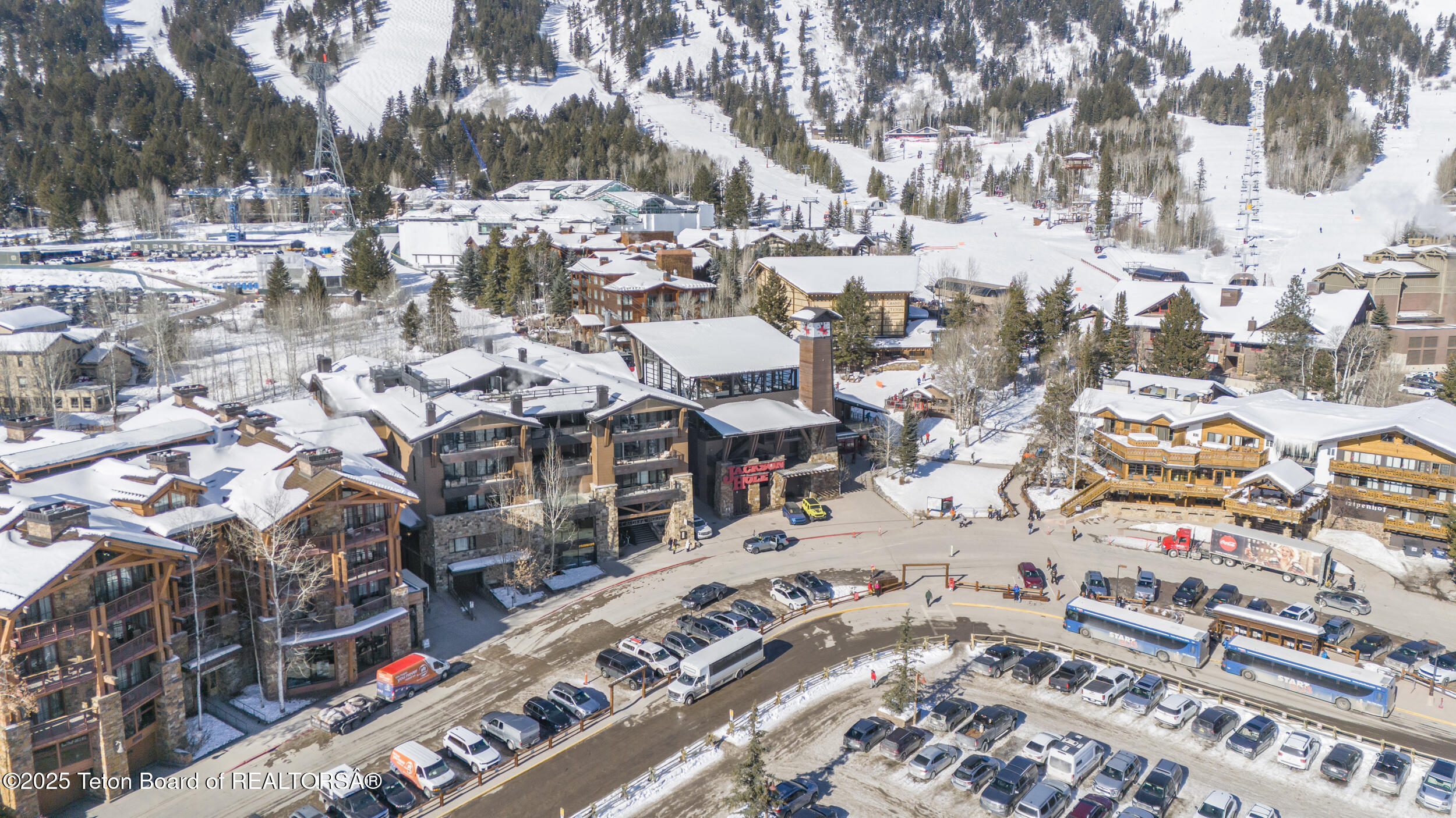 3325 W VILLAGE Drive, 559 / 561