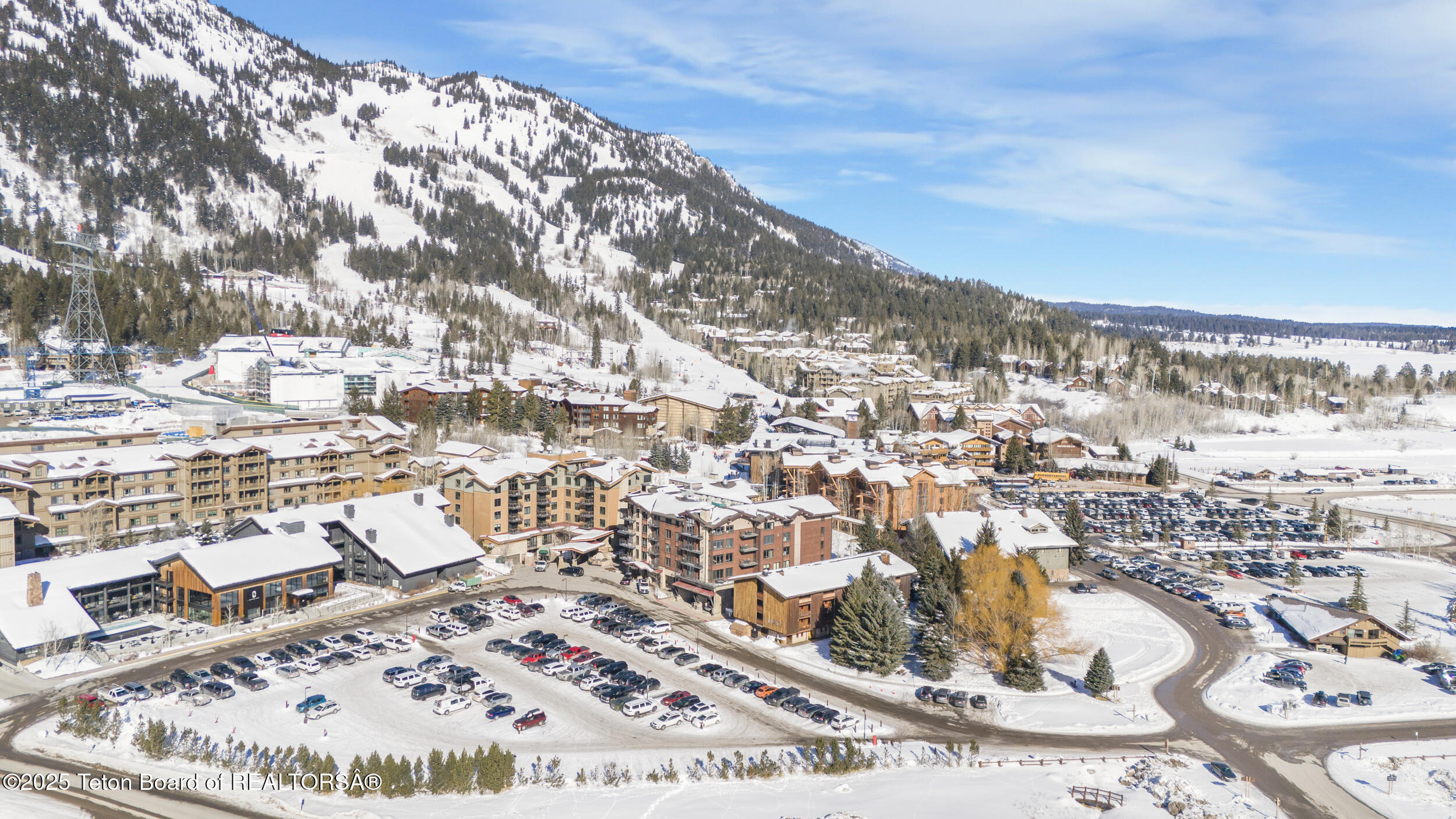 3325 W VILLAGE Drive, 559 / 561