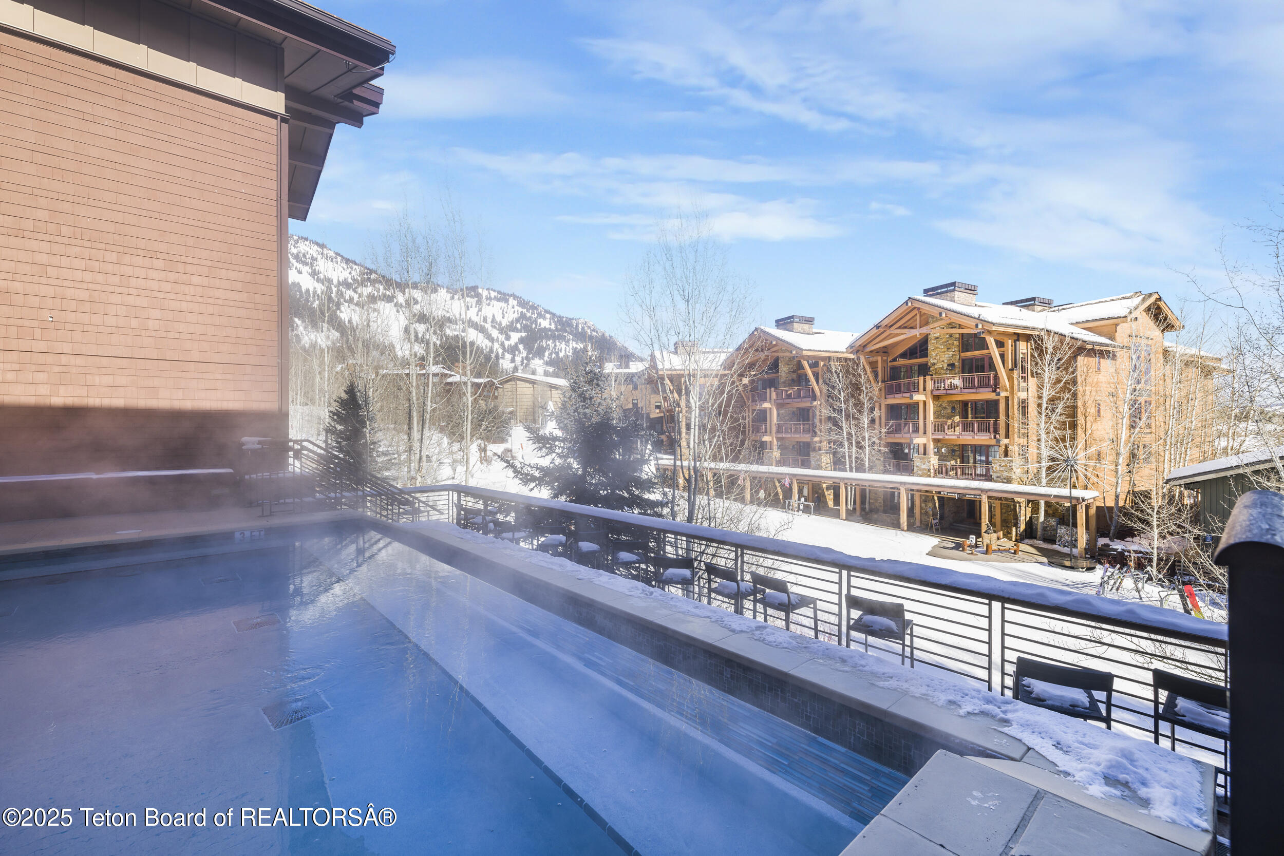 3325 W VILLAGE Drive, 559 / 561