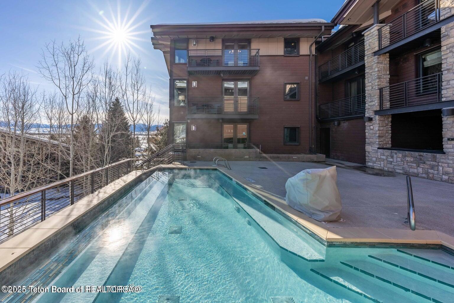 3325 W VILLAGE Drive, 559 / 561