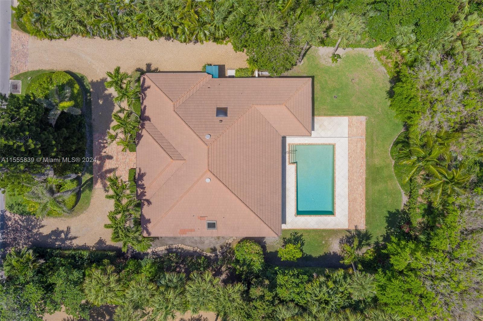 143 Gomez Rd