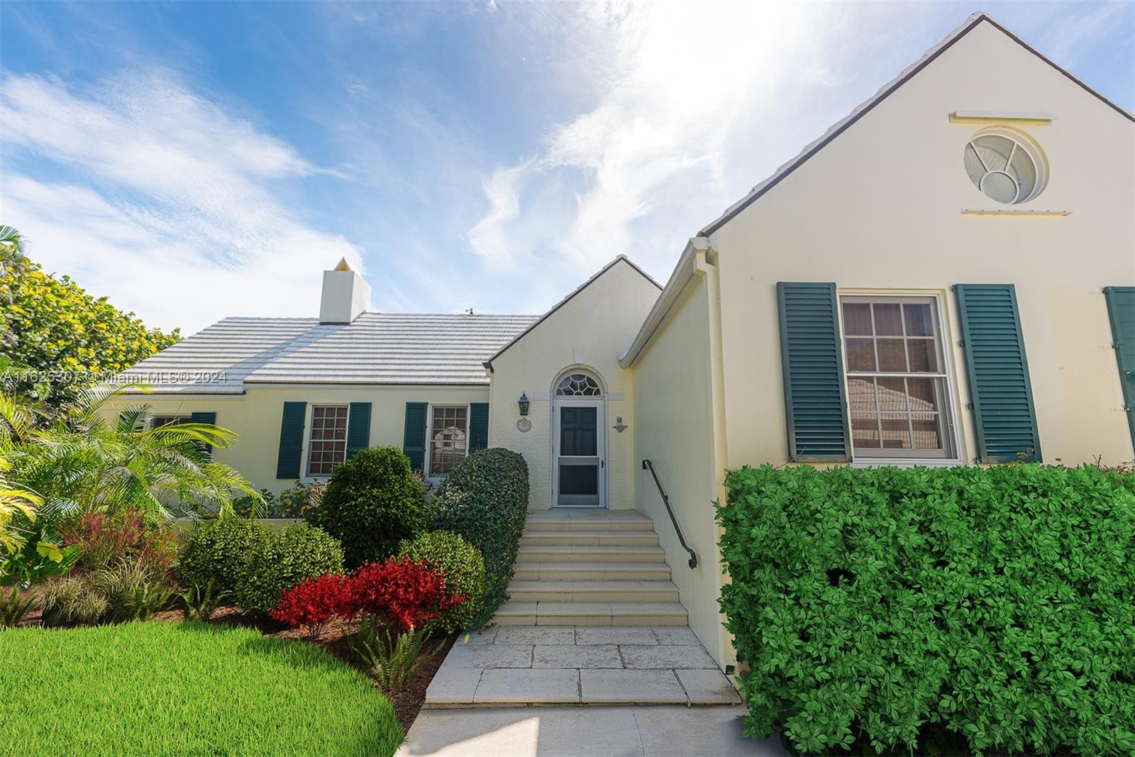 43 N Beach Rd