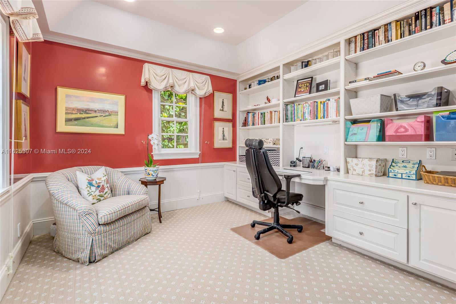 43 N Beach Rd