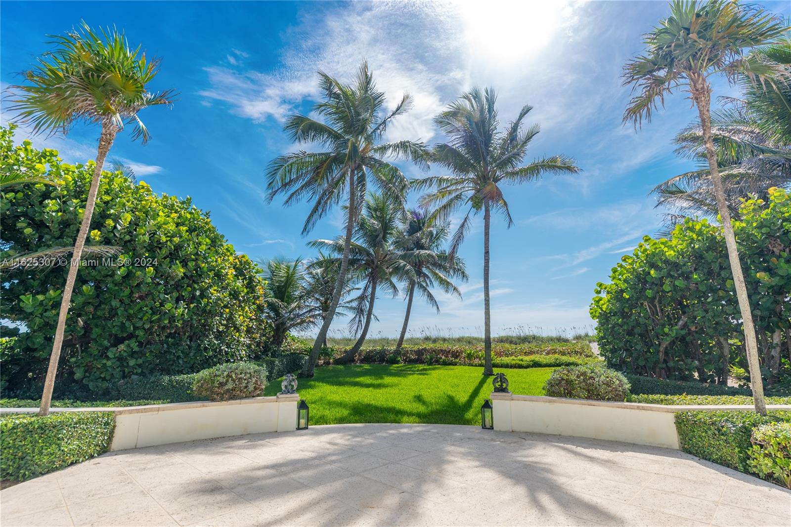 43 N Beach Rd