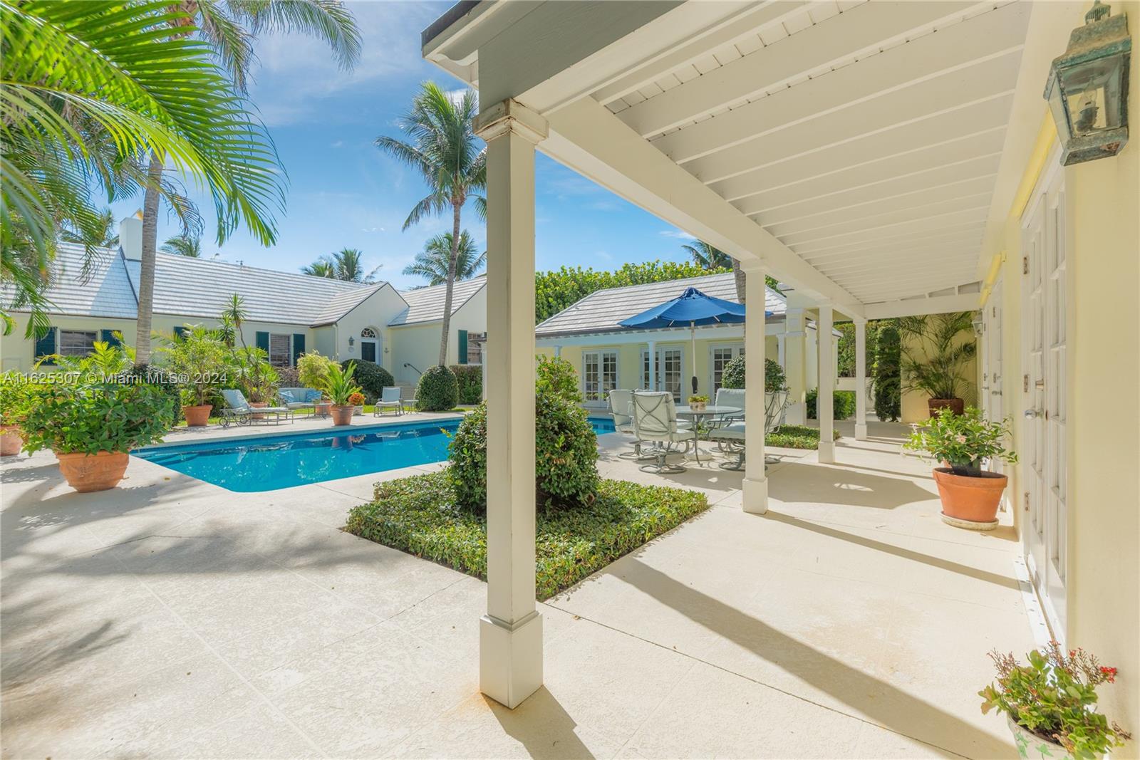 43 N Beach Rd