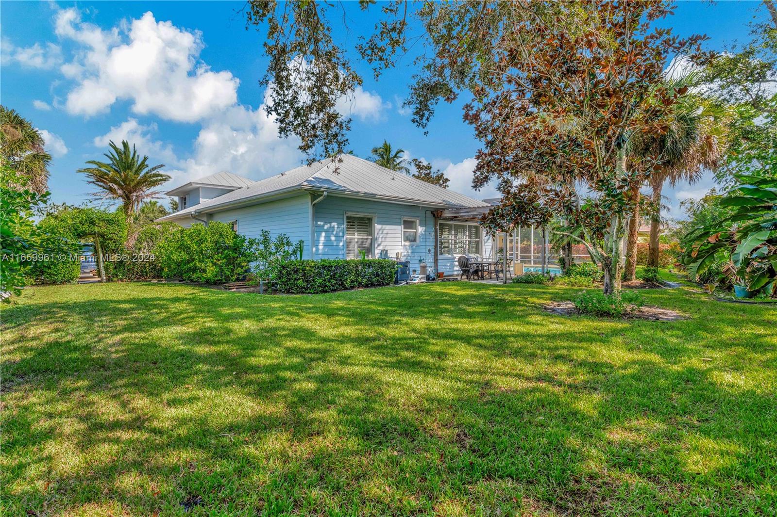 7914 SE Osprey St 