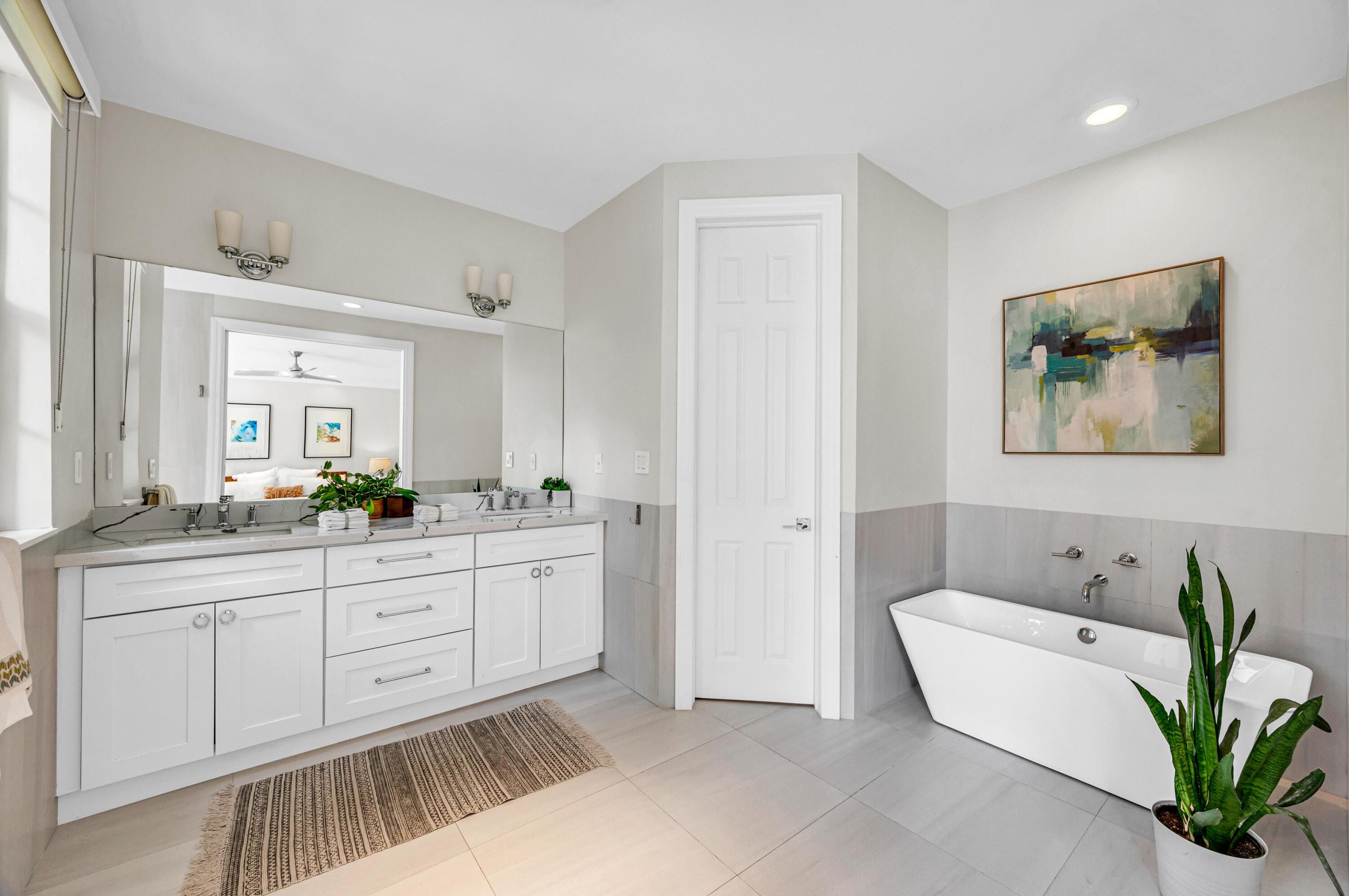 449 NE 16th Ave
