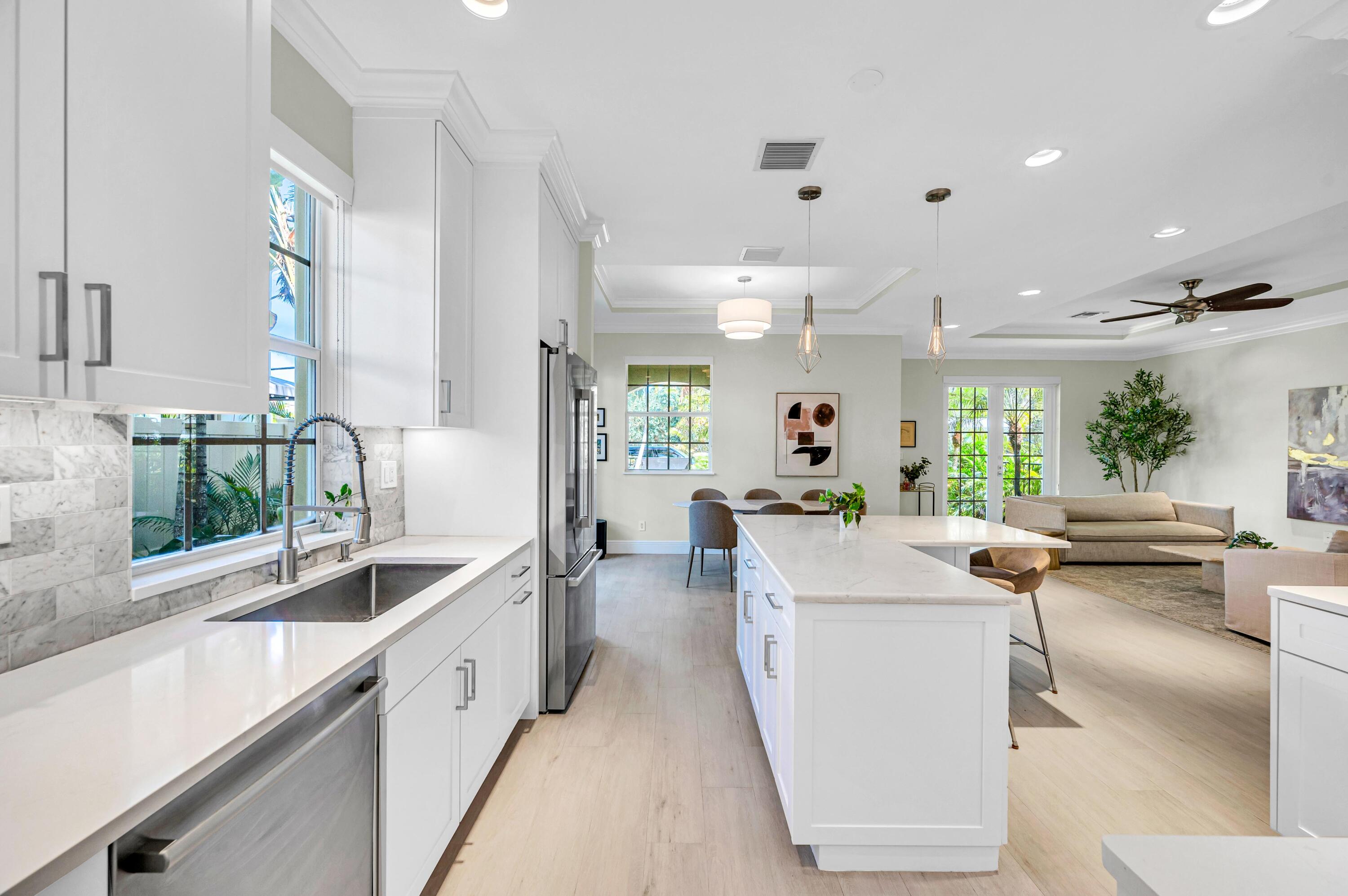 449 NE 16th Ave