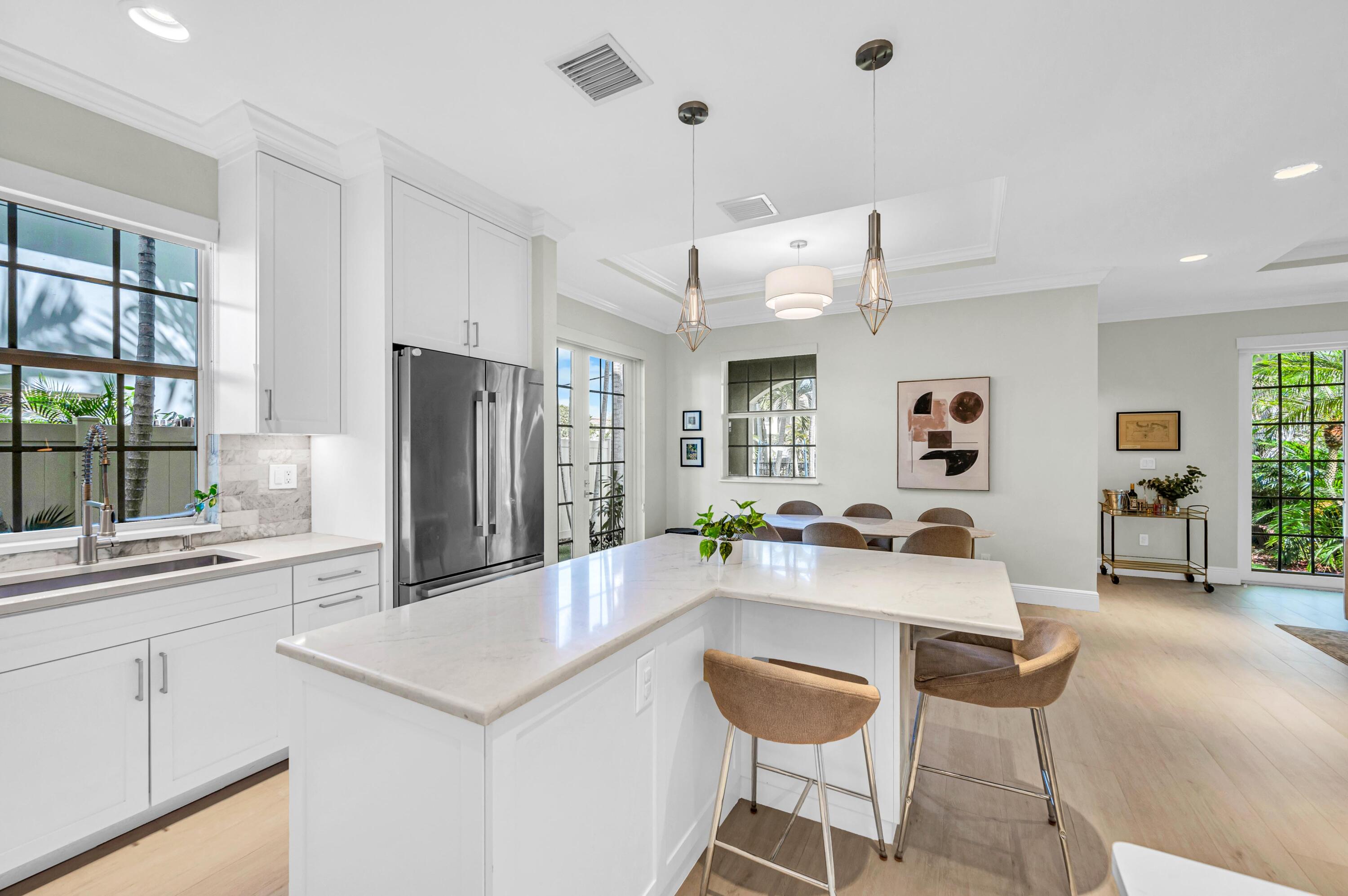 449 NE 16th Ave
