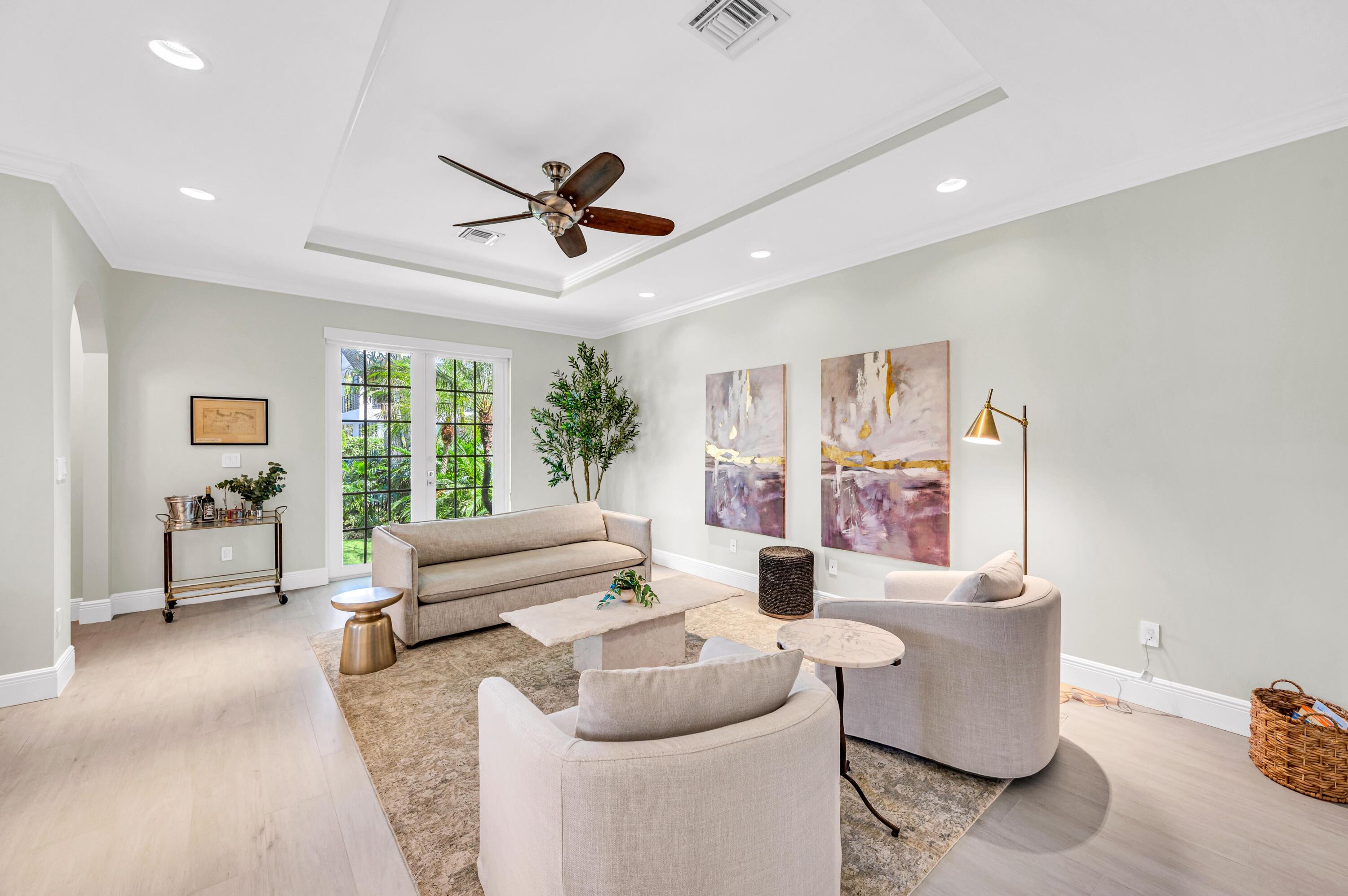 449 NE 16th Ave