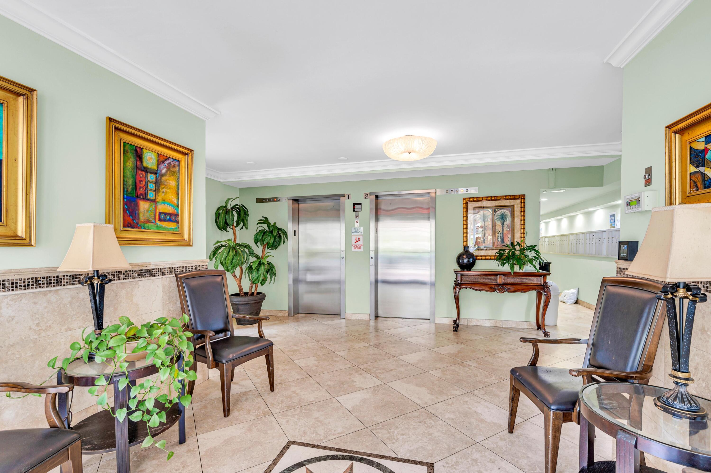 3970 Oaks Clubhouse Drive 401