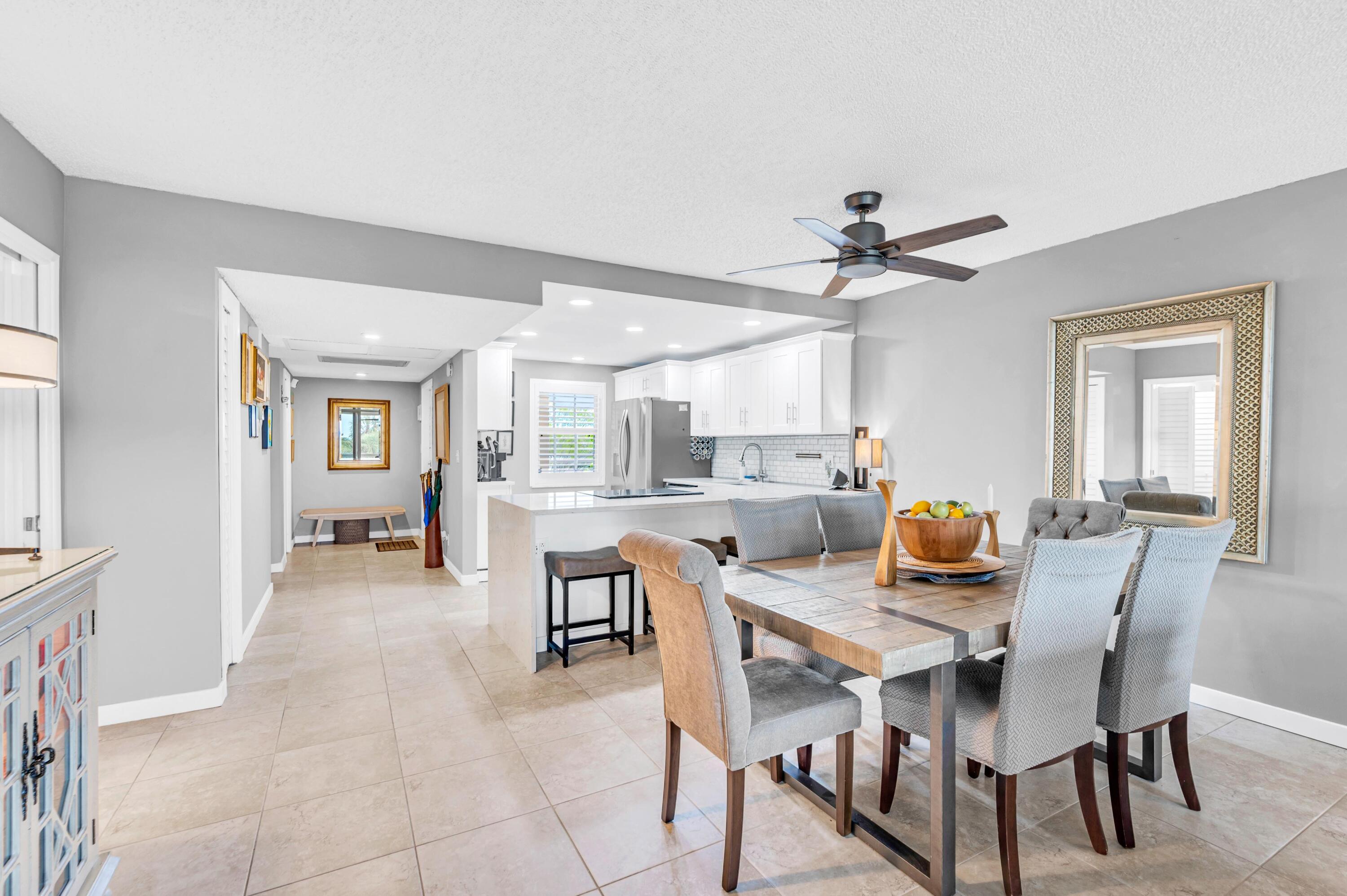 3970 Oaks Clubhouse Drive 401