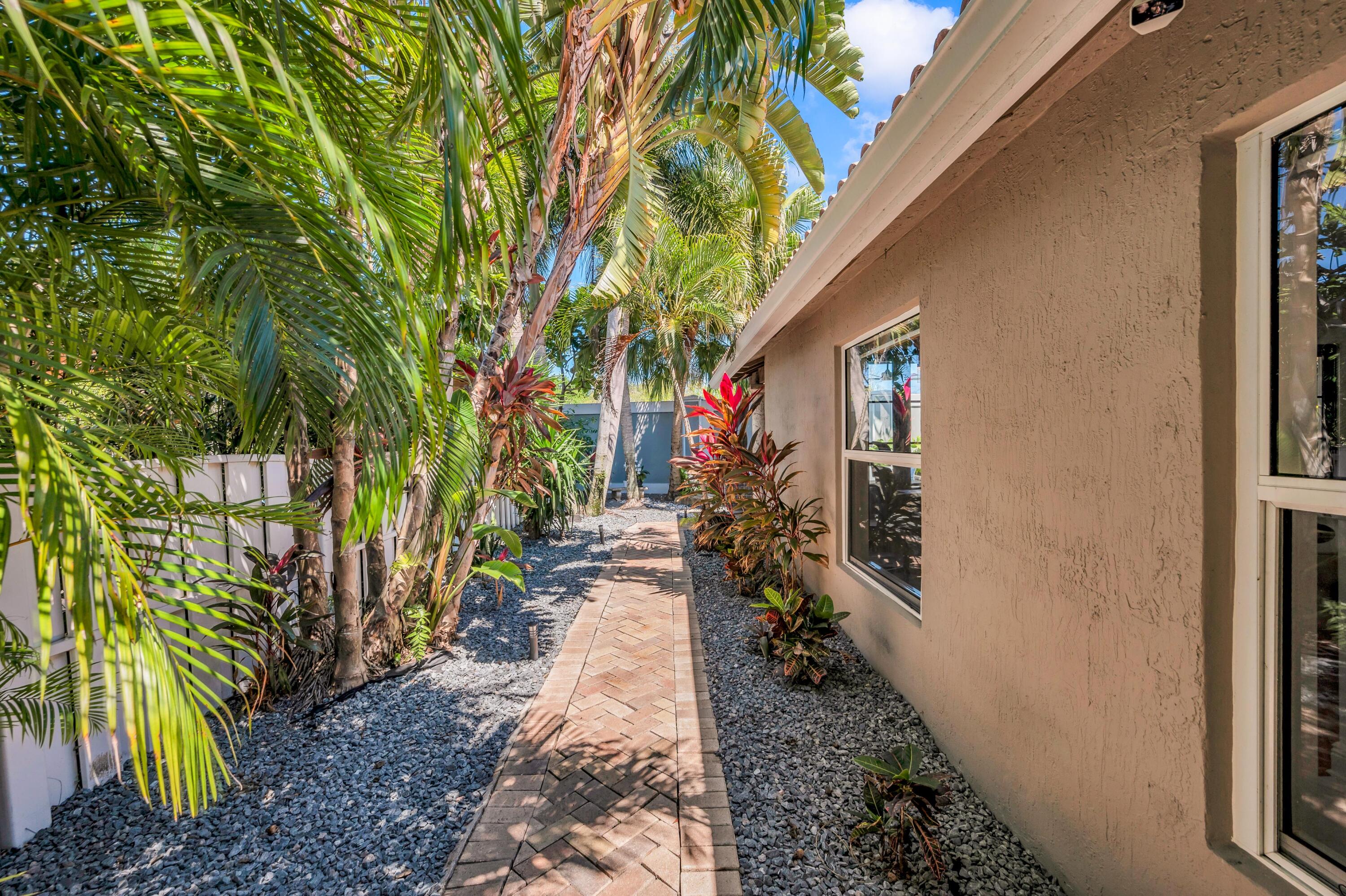 1973 NW 45th Street