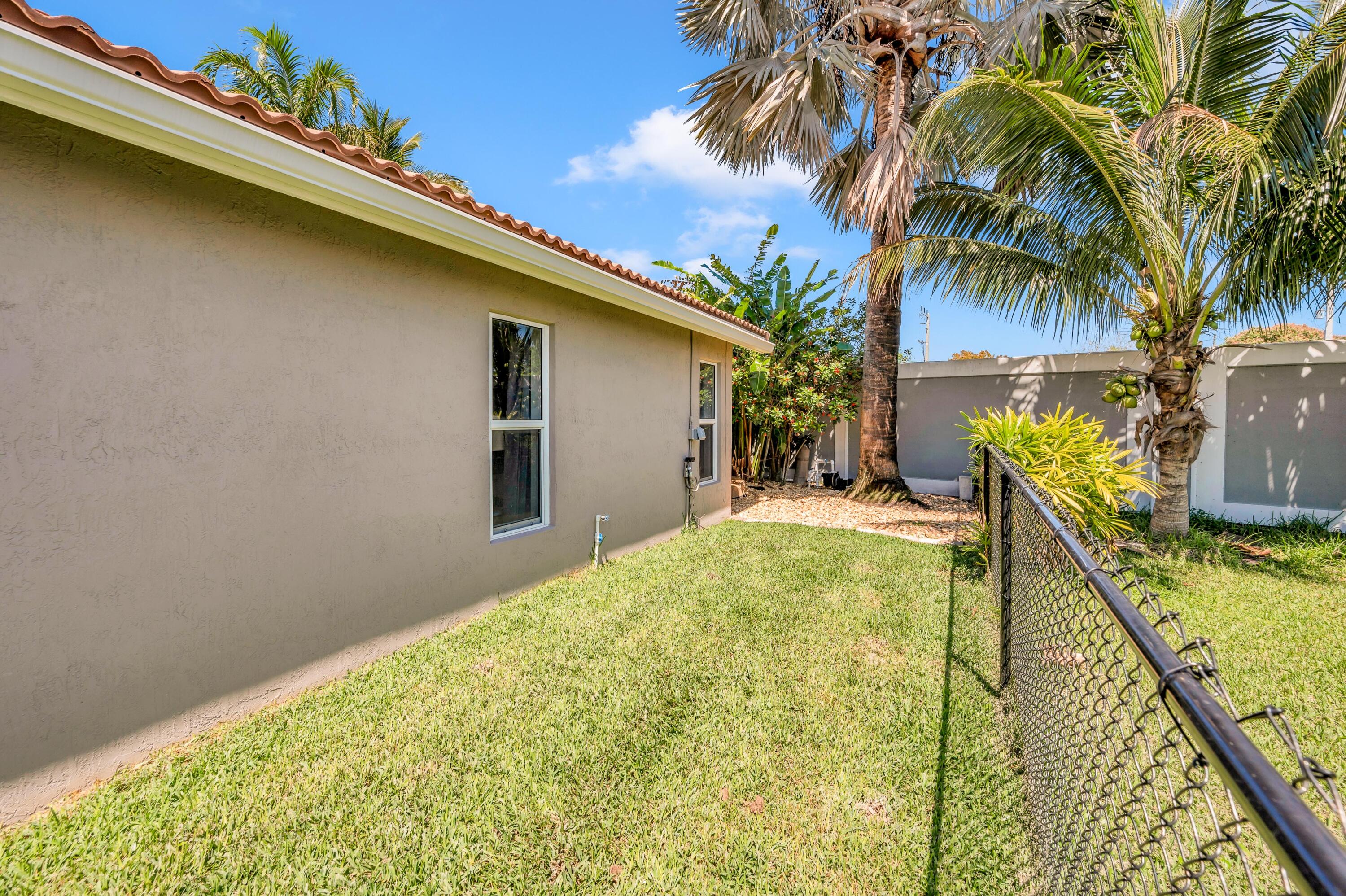 1973 NW 45th Street