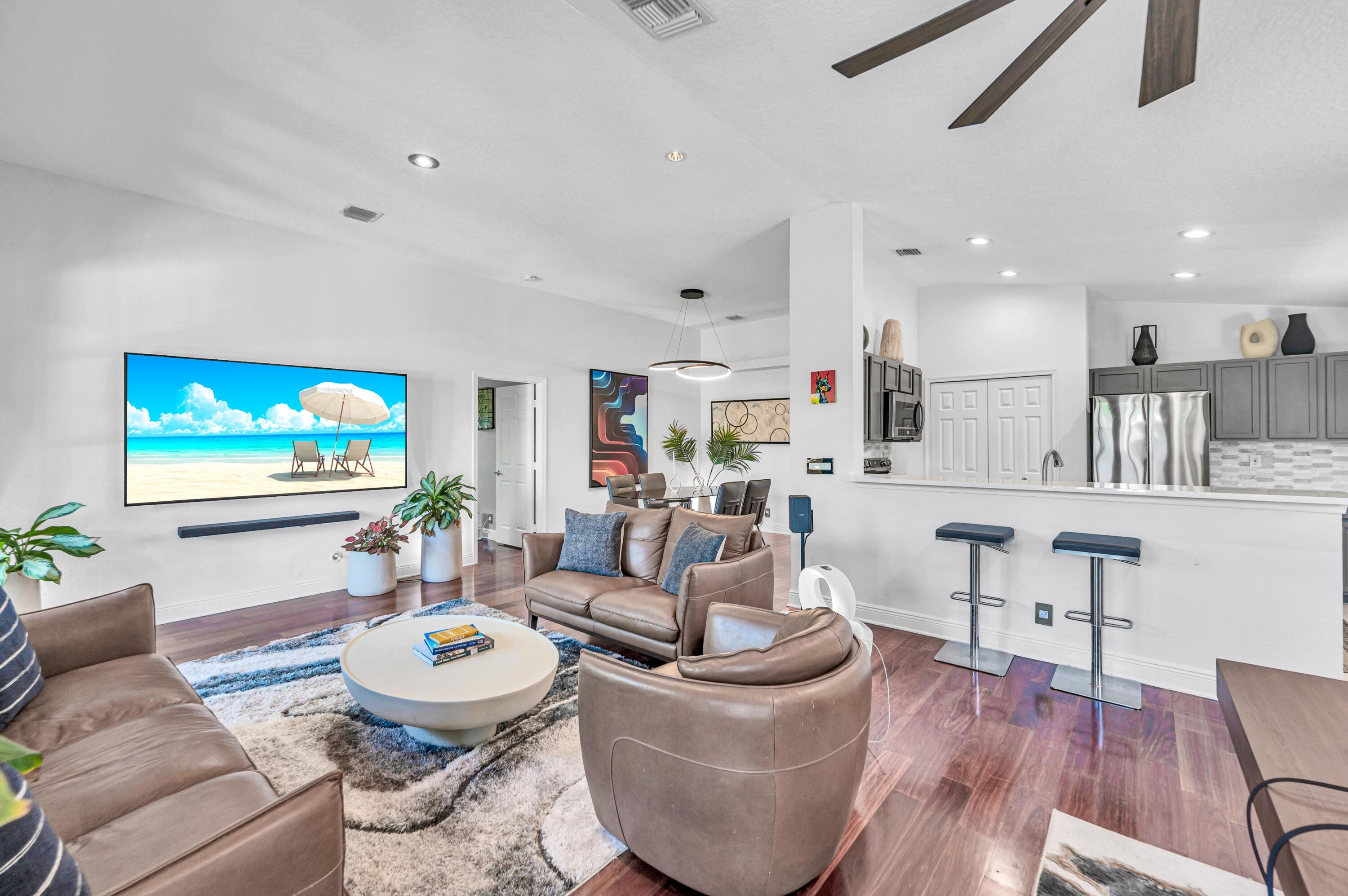 1973 NW 45th Street