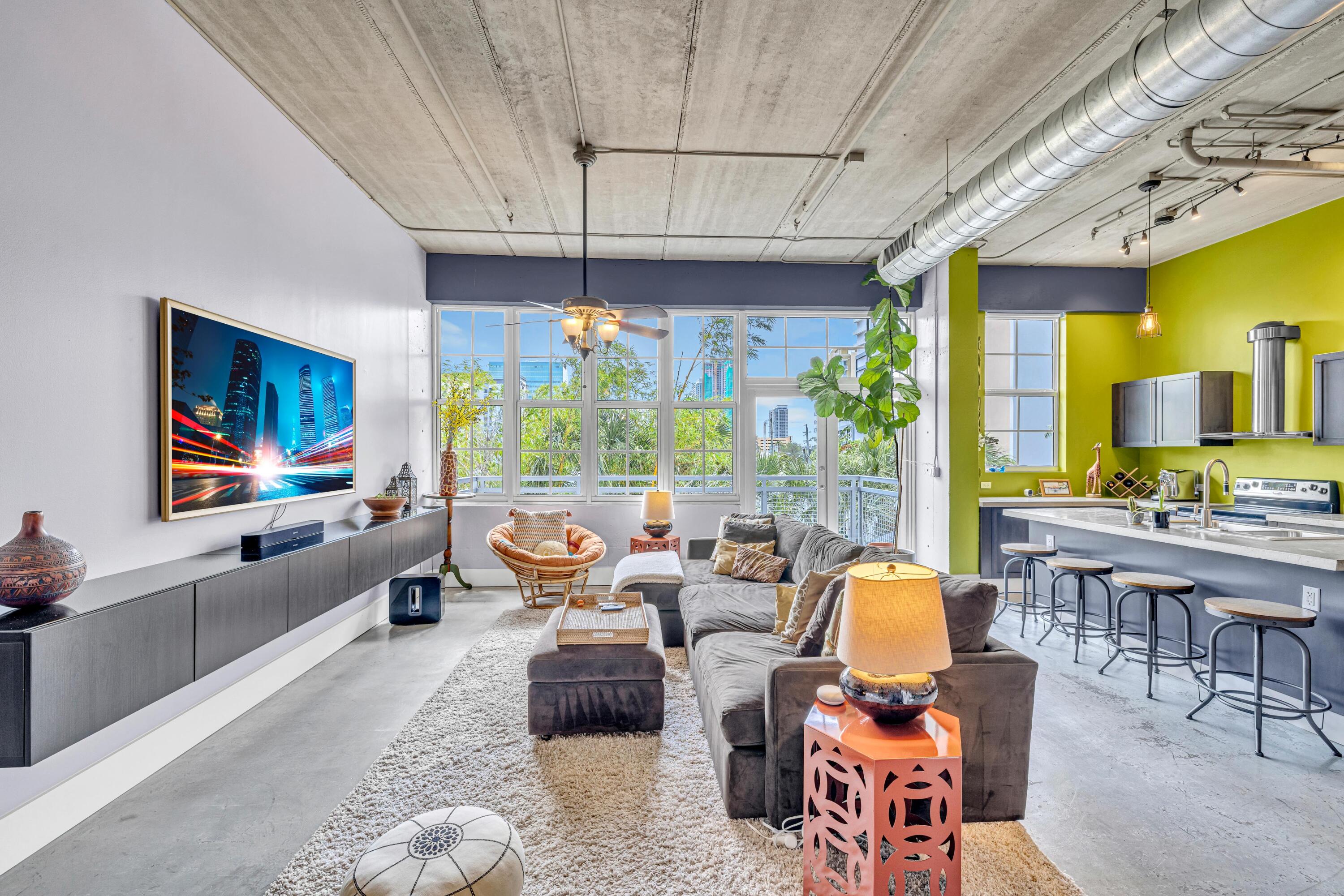 425 N Andrews Avenue 303