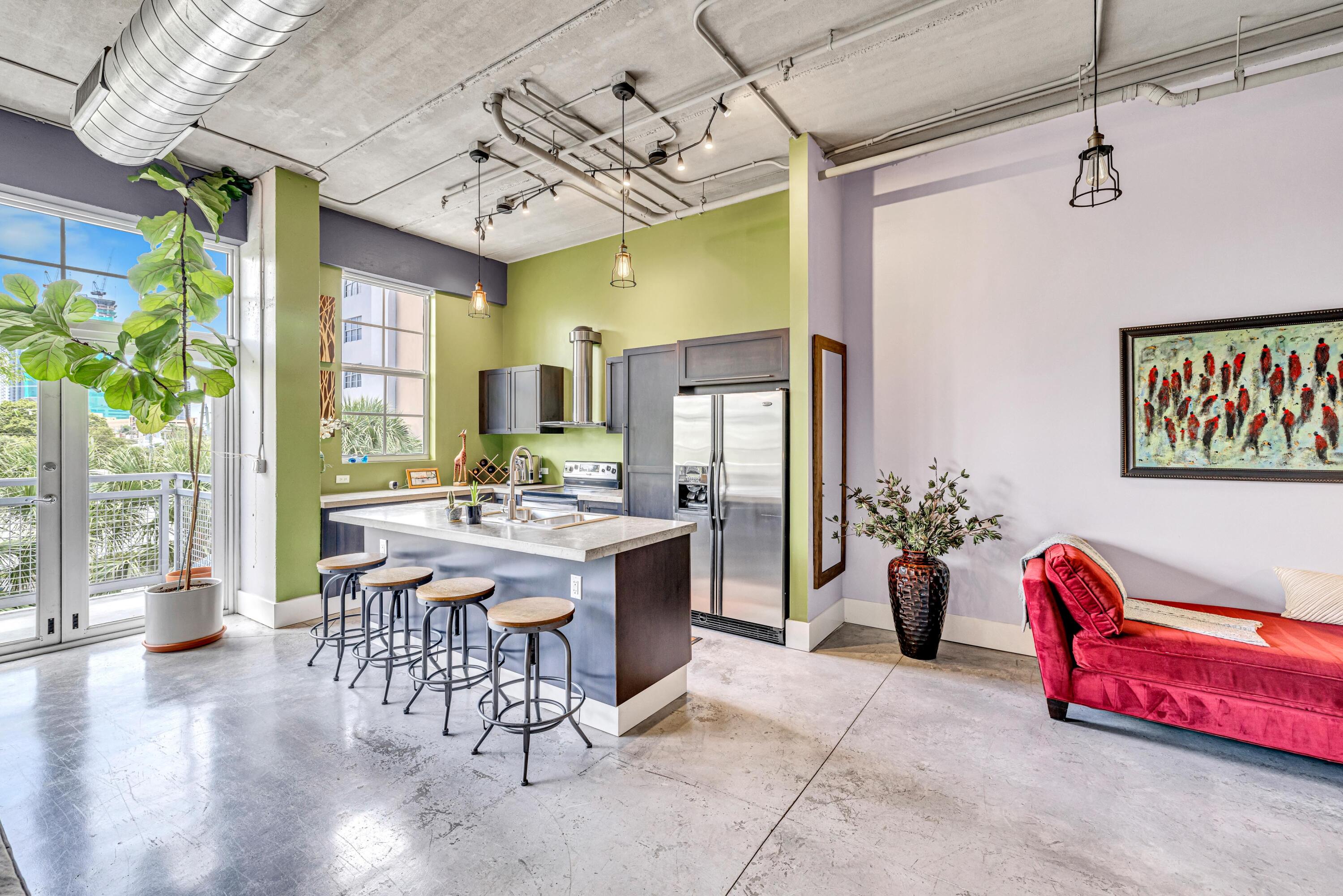 425 N Andrews Avenue 303