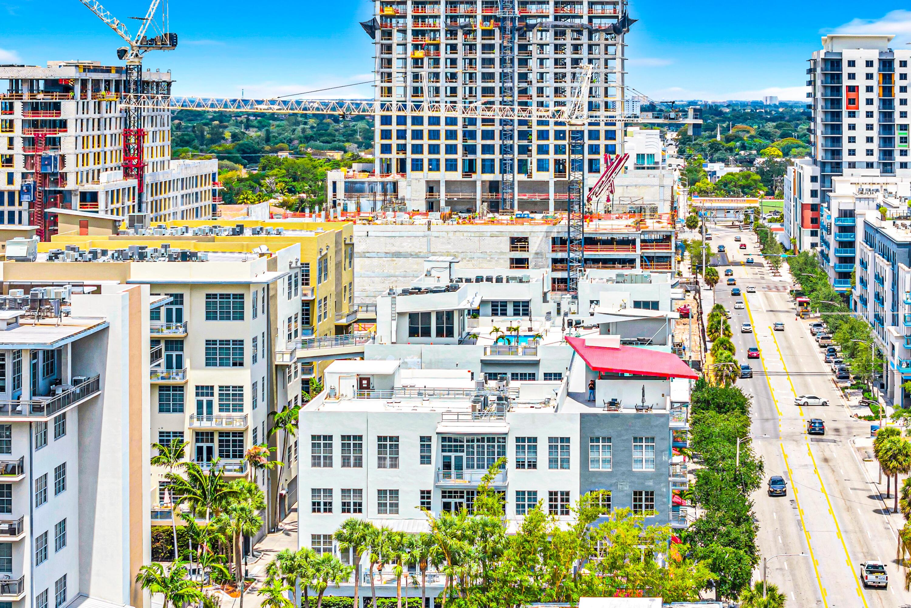 425 N Andrews Avenue 303