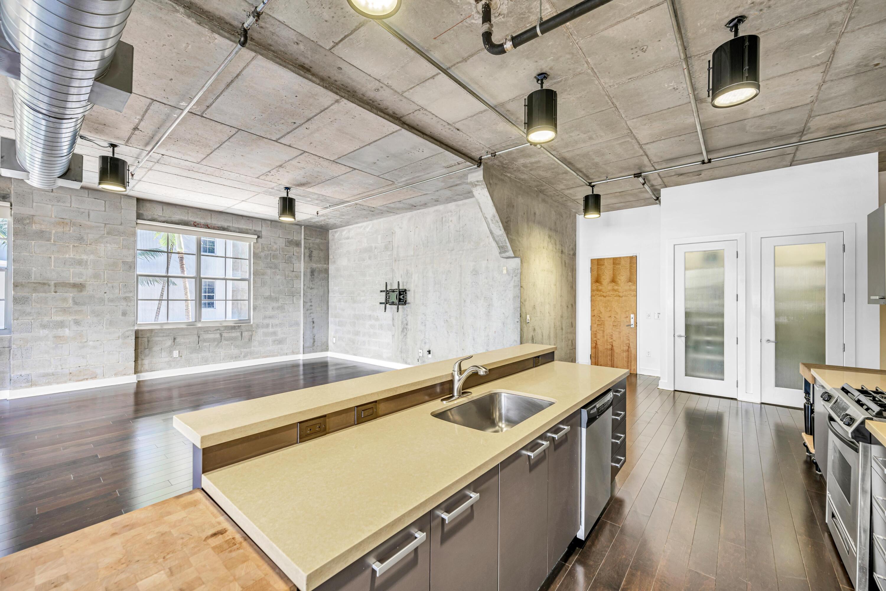 411 NW 1st Avenue 202