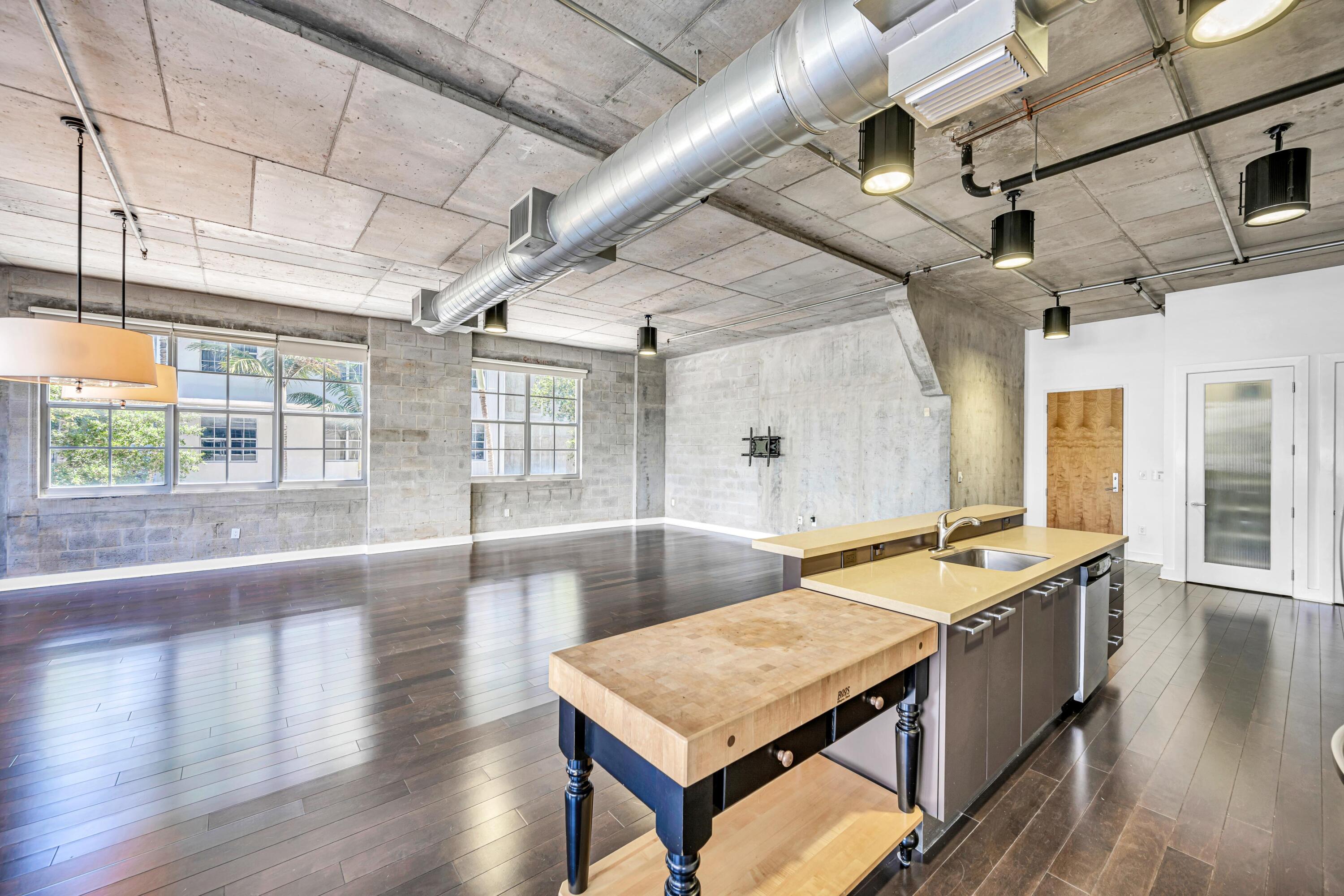 411 NW 1st Avenue 202